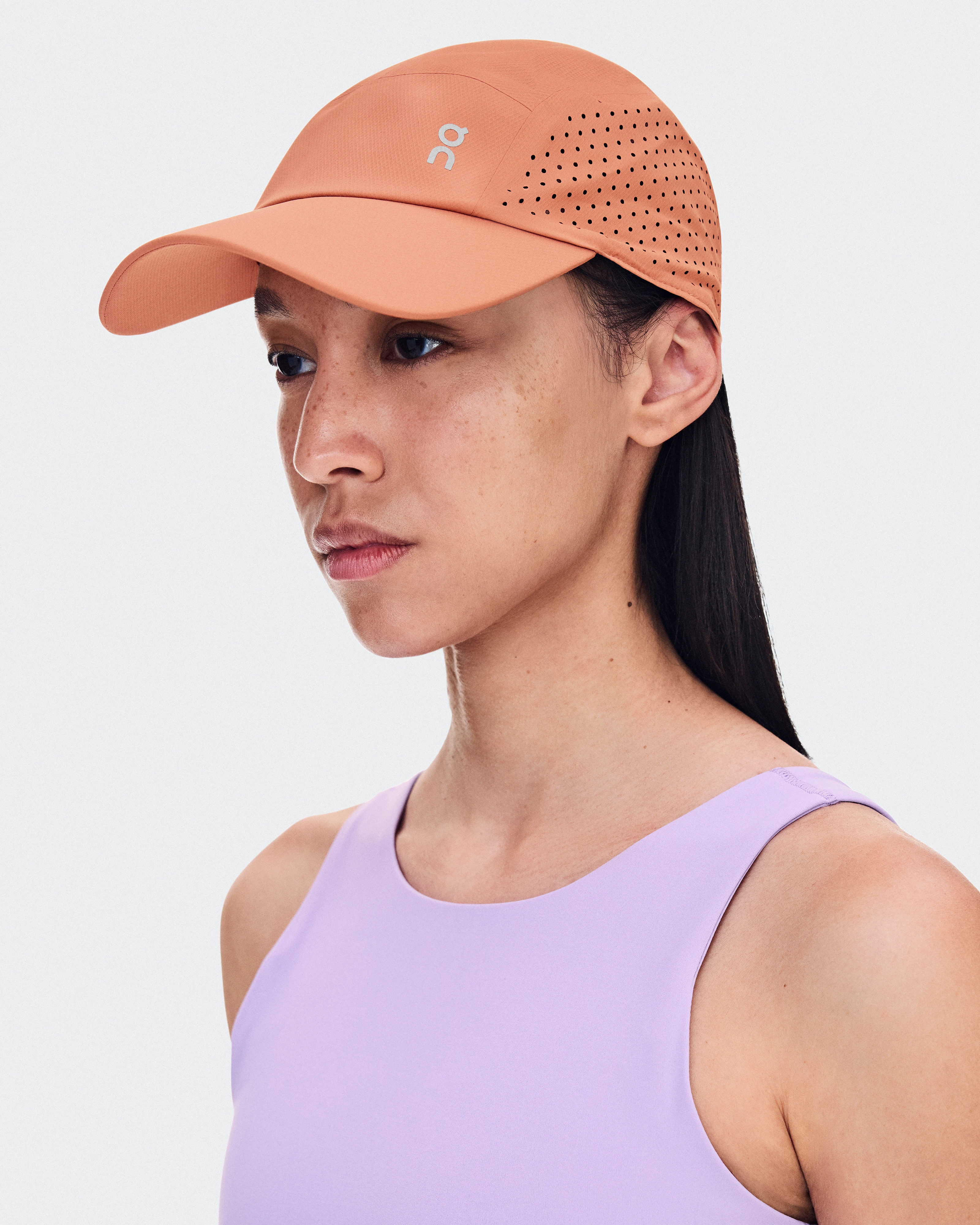 On Lightweight Cap Sandstone Unisex Headwear