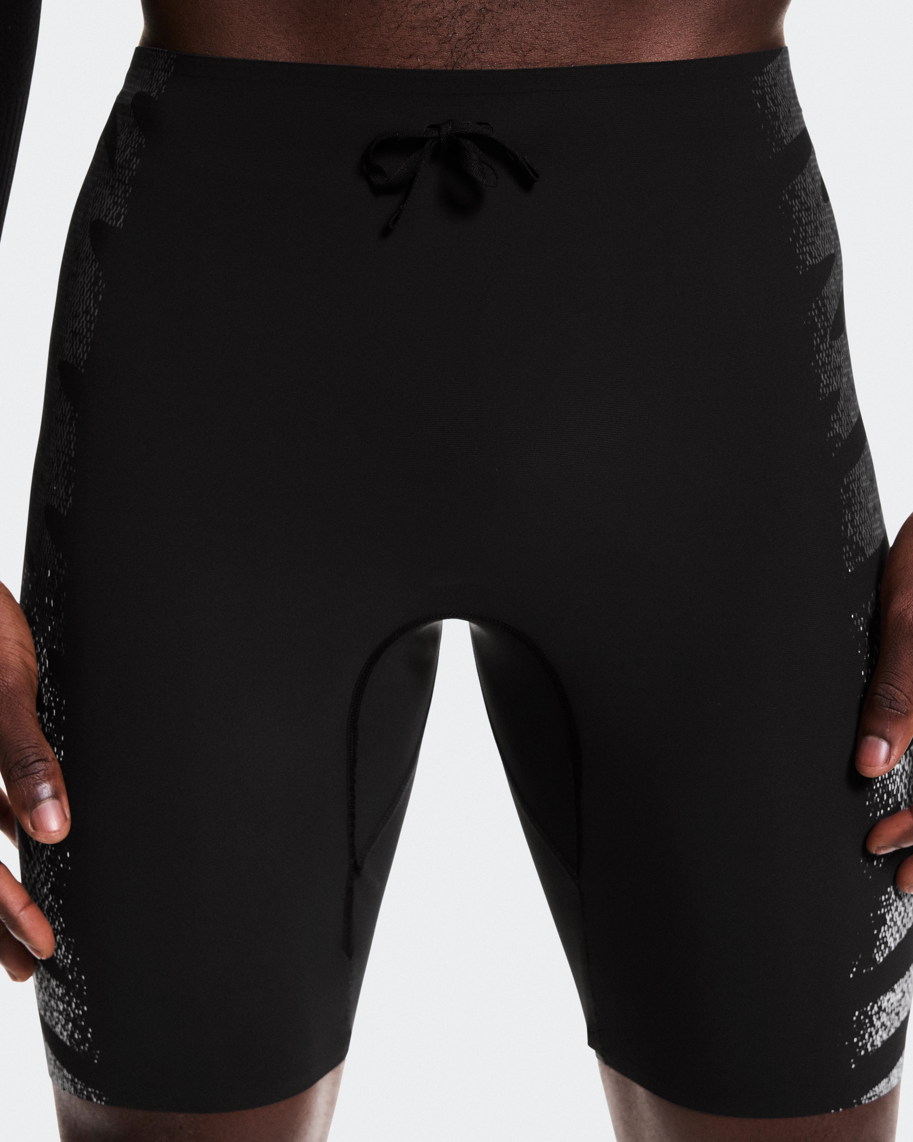 On Zero Half Tights Iron & White Men Tights