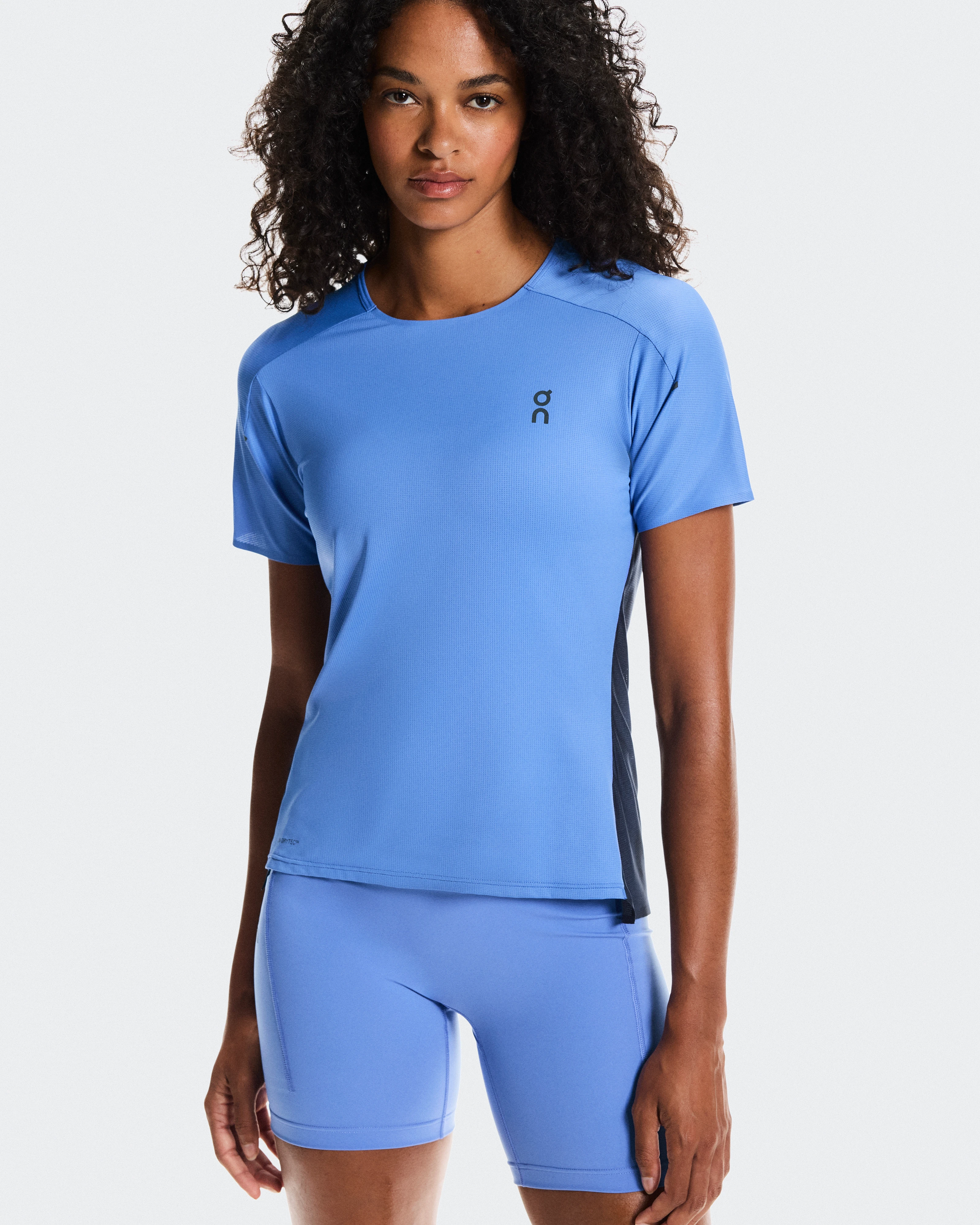 On Performance-T Sailor & Navy ウィメンズ トップス&Tシャツ