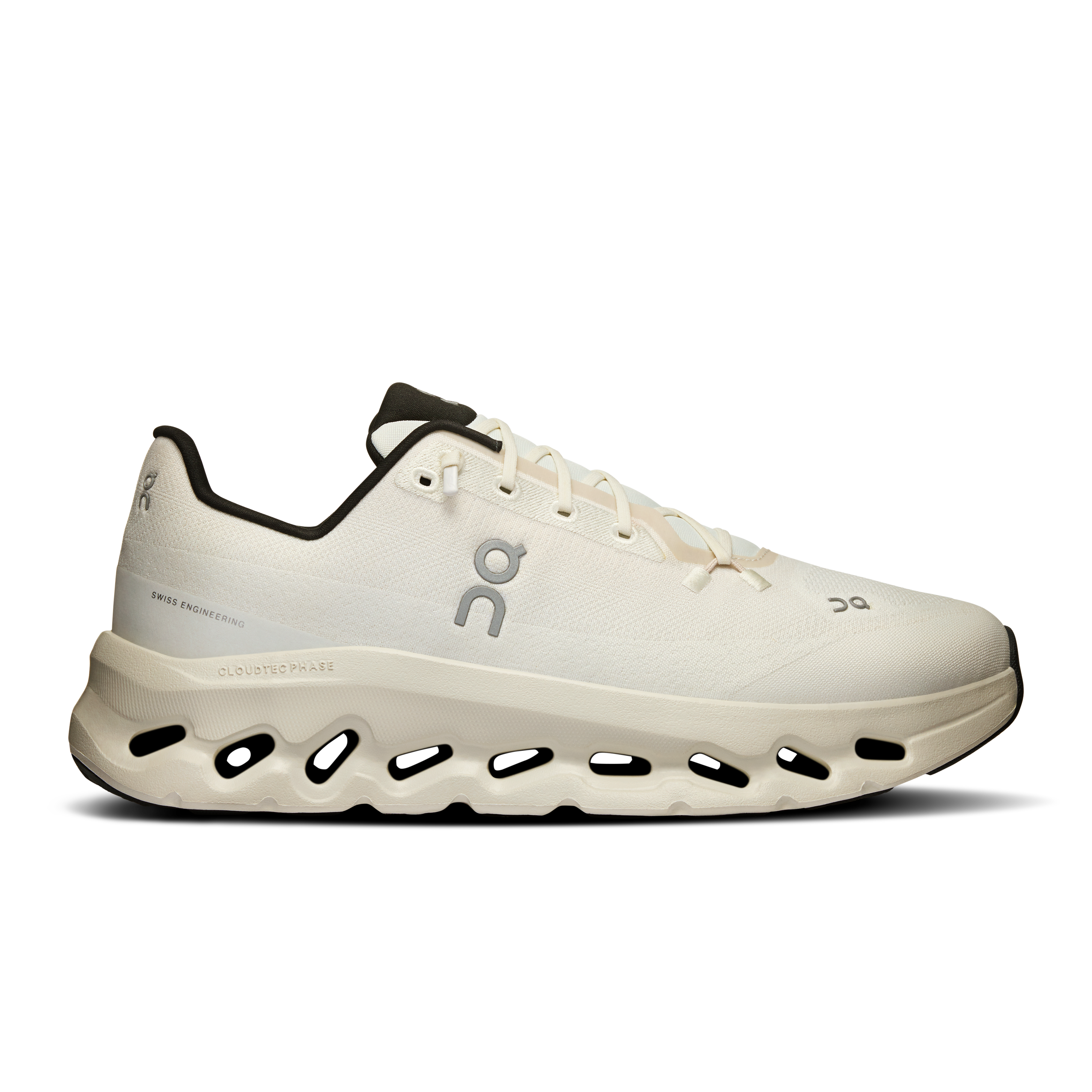 Cloudtilt Lifestyle Shoe in Pearl/Ice