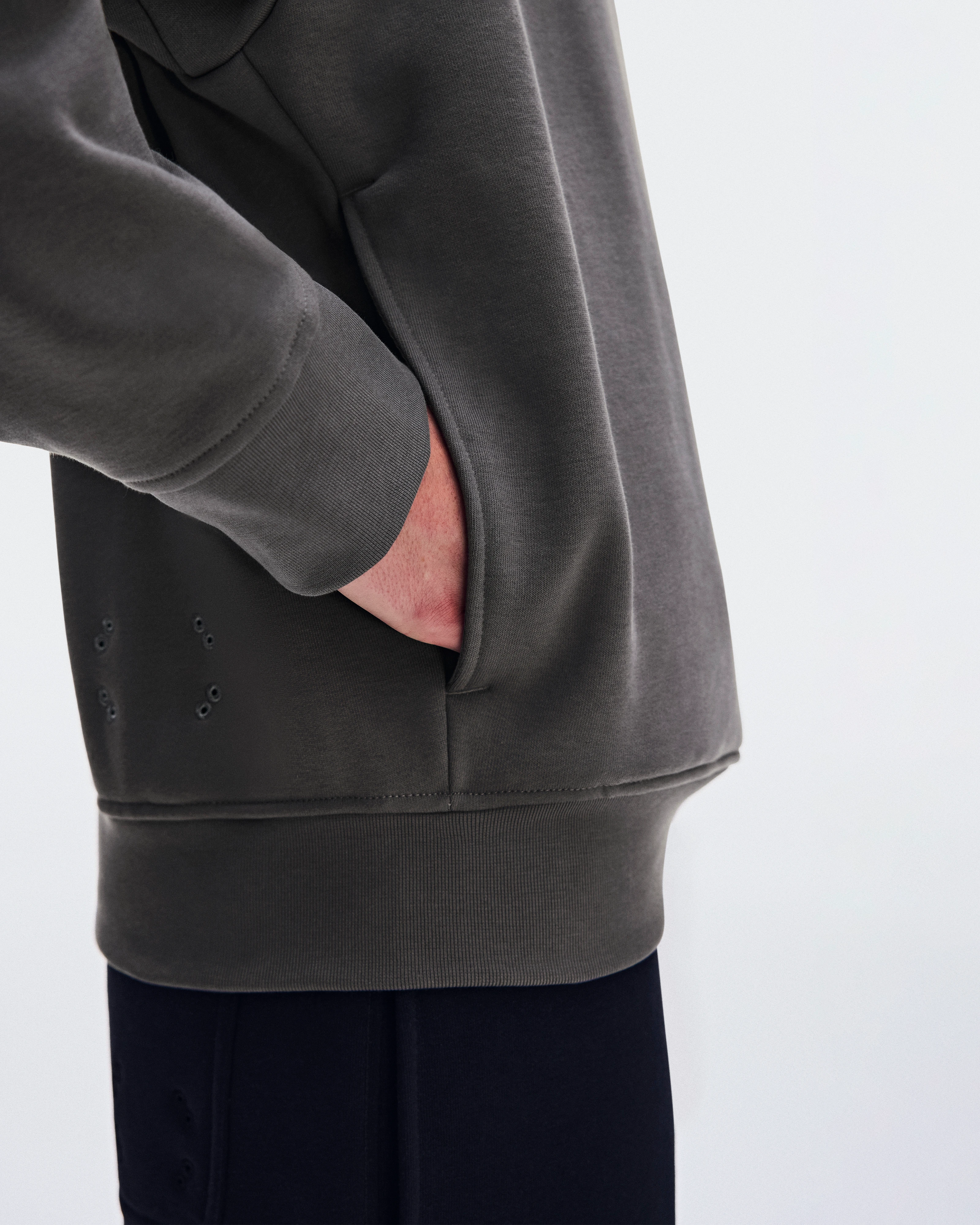 On Club Collective 1/4 Zip Ember ウィメンズ – 一日中快適 フーディ＆スウェットシャツ