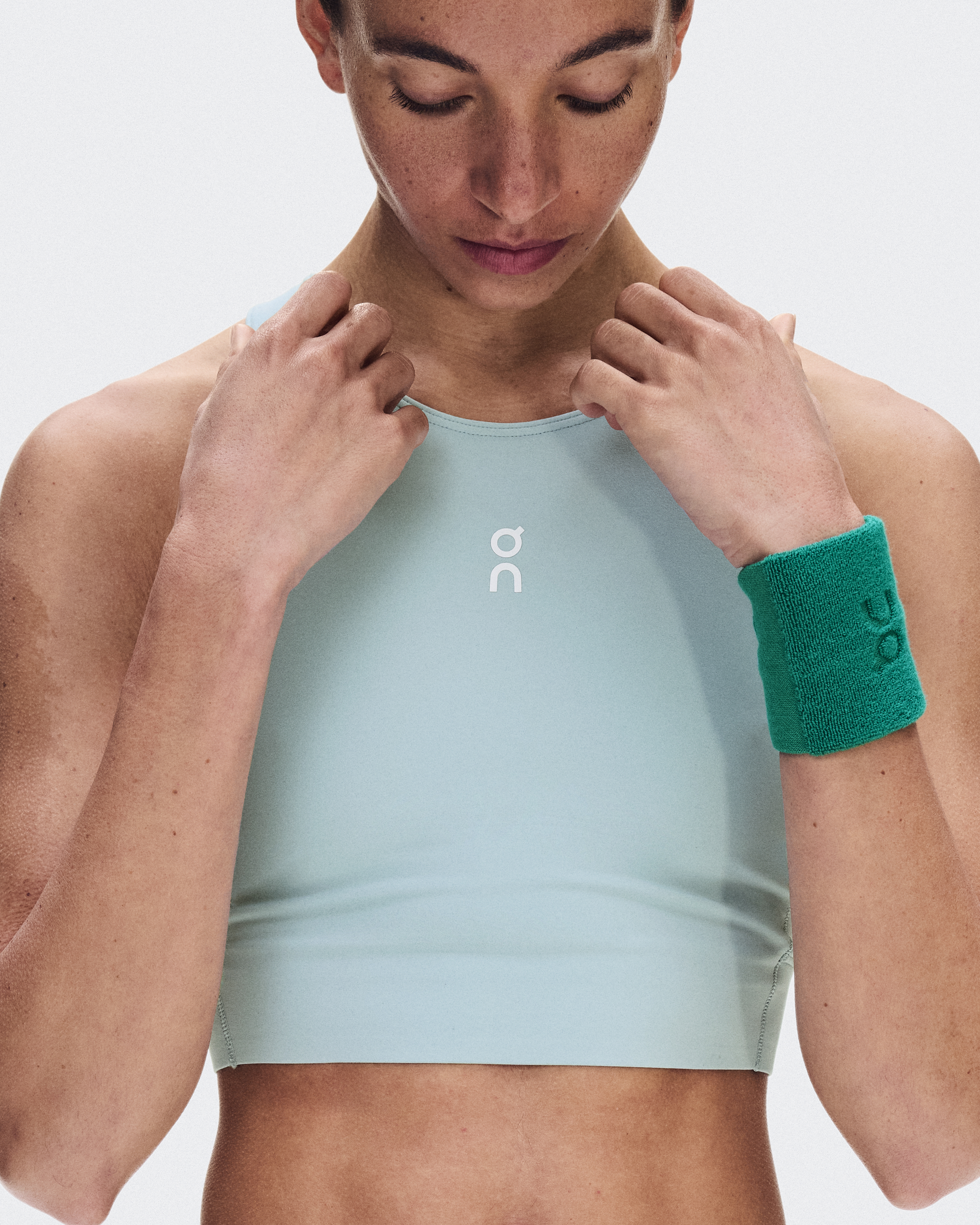 Courtside Wristband | Neem | On 日本