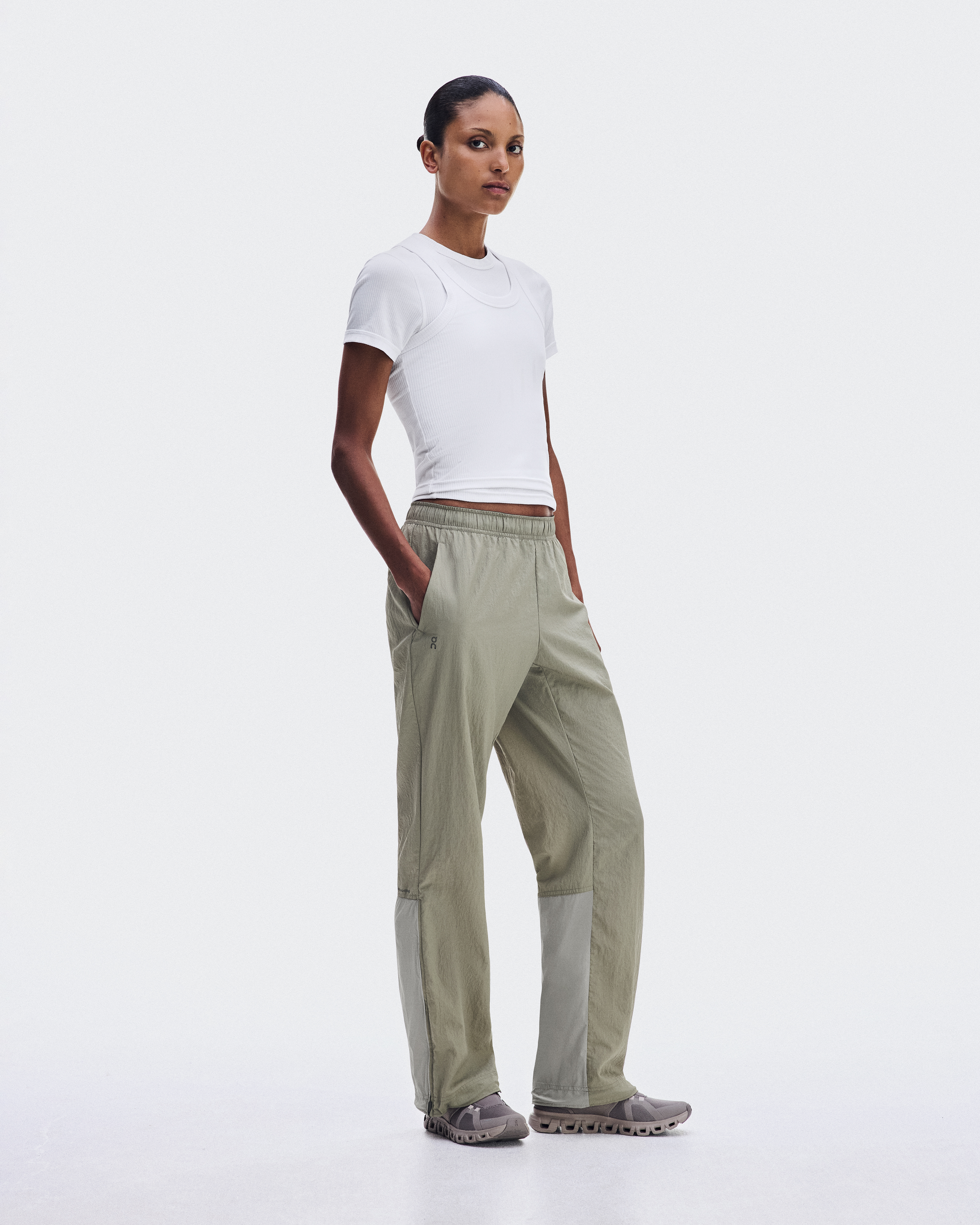 ウォーキング・ランニングウェア  CLASSIC TRACKPANT NINDIG Women's All-Day Track Pants | On Japan
