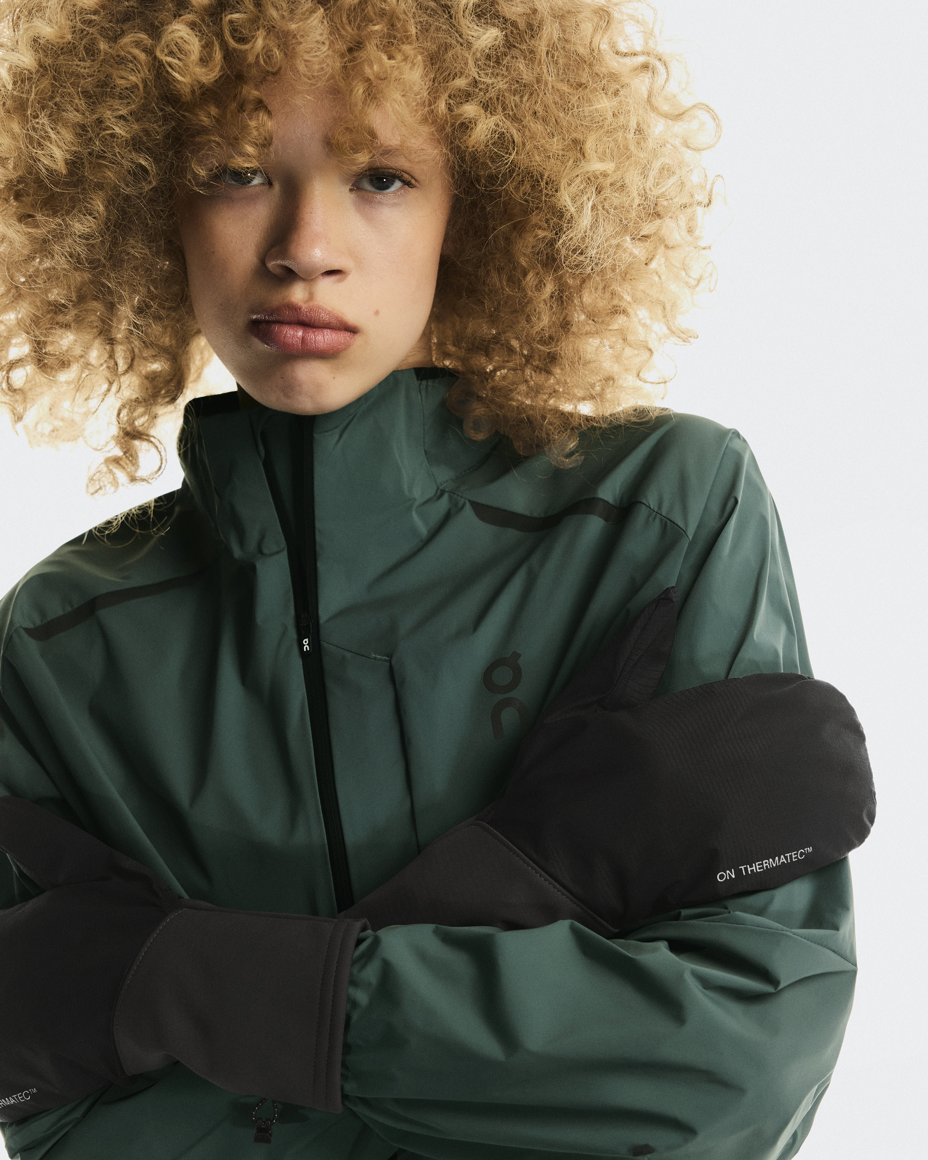 On Winter Run Glove, Magnet, unisex