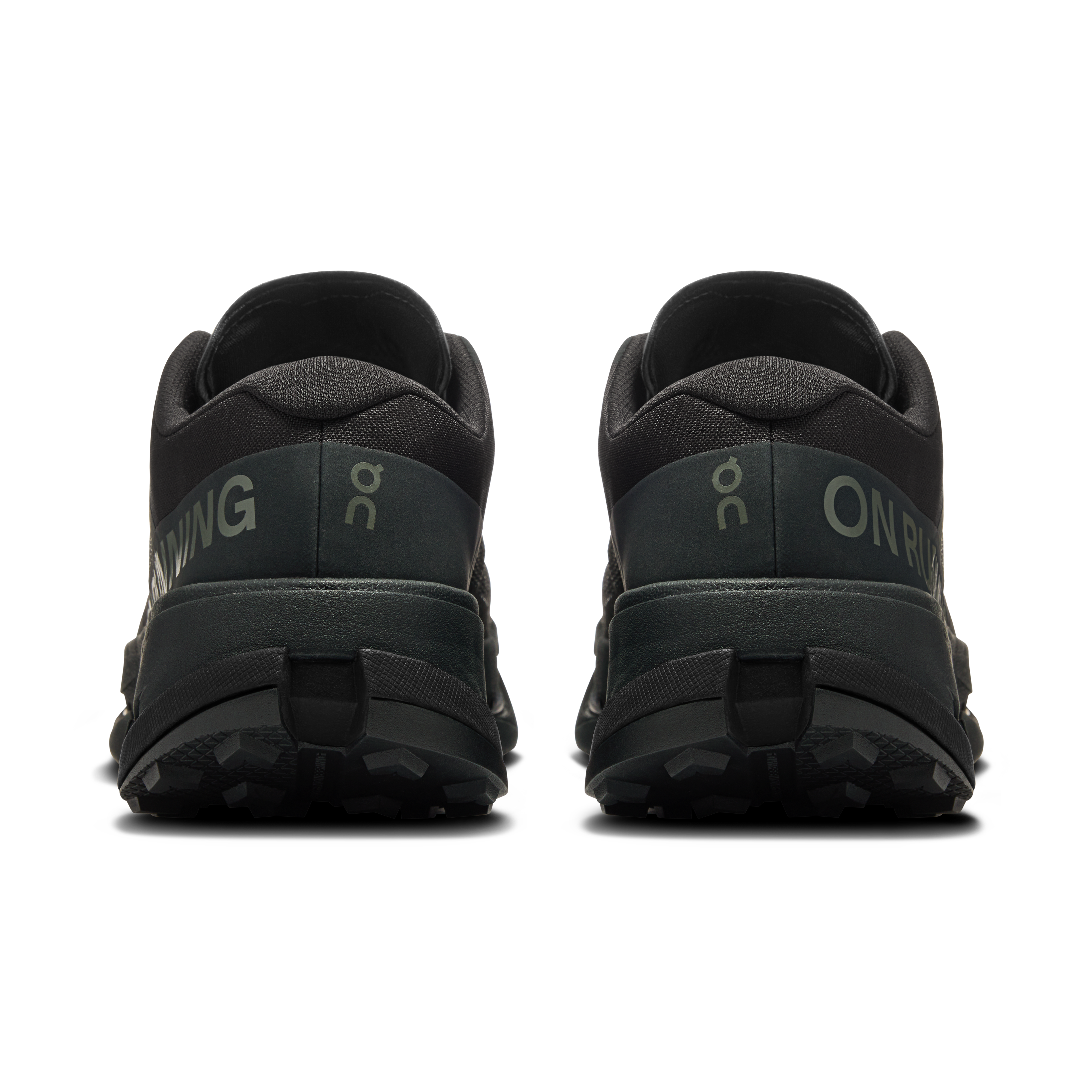 On Cloudultra 3 Black & Black Men Trail running Shoes