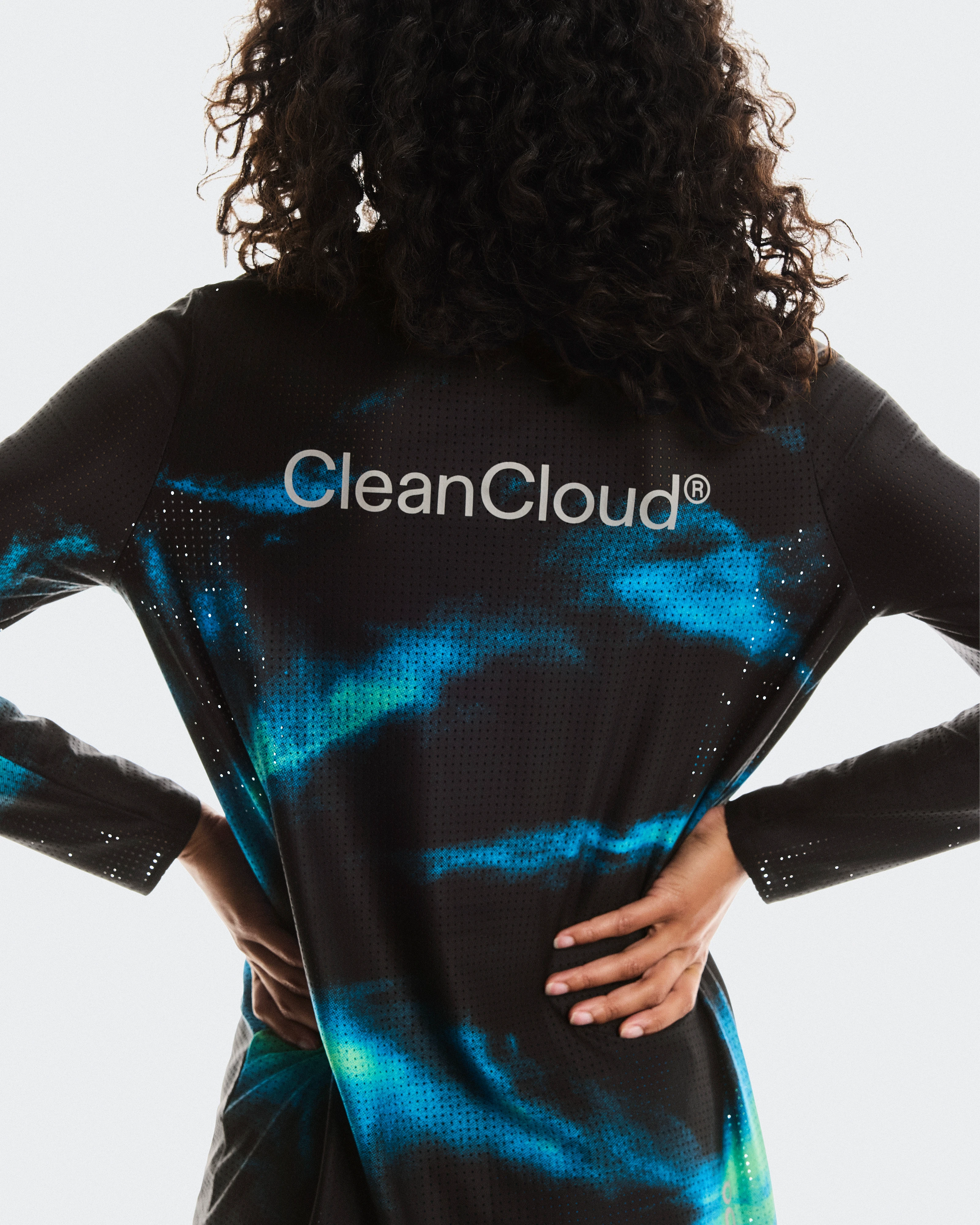 On Pace Mesh Long-T Black & Horizon Women Tops and t-shirts
