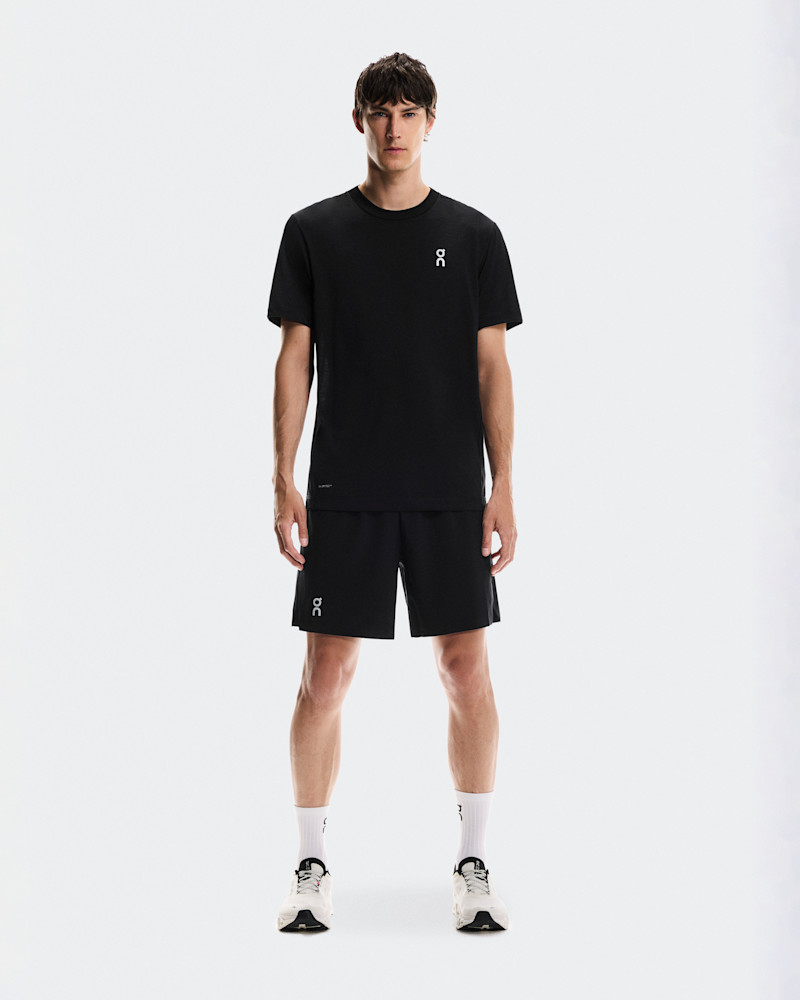 On Men's Train-T Short-Sleeve Shirt in Black, Size: XL, Polyester