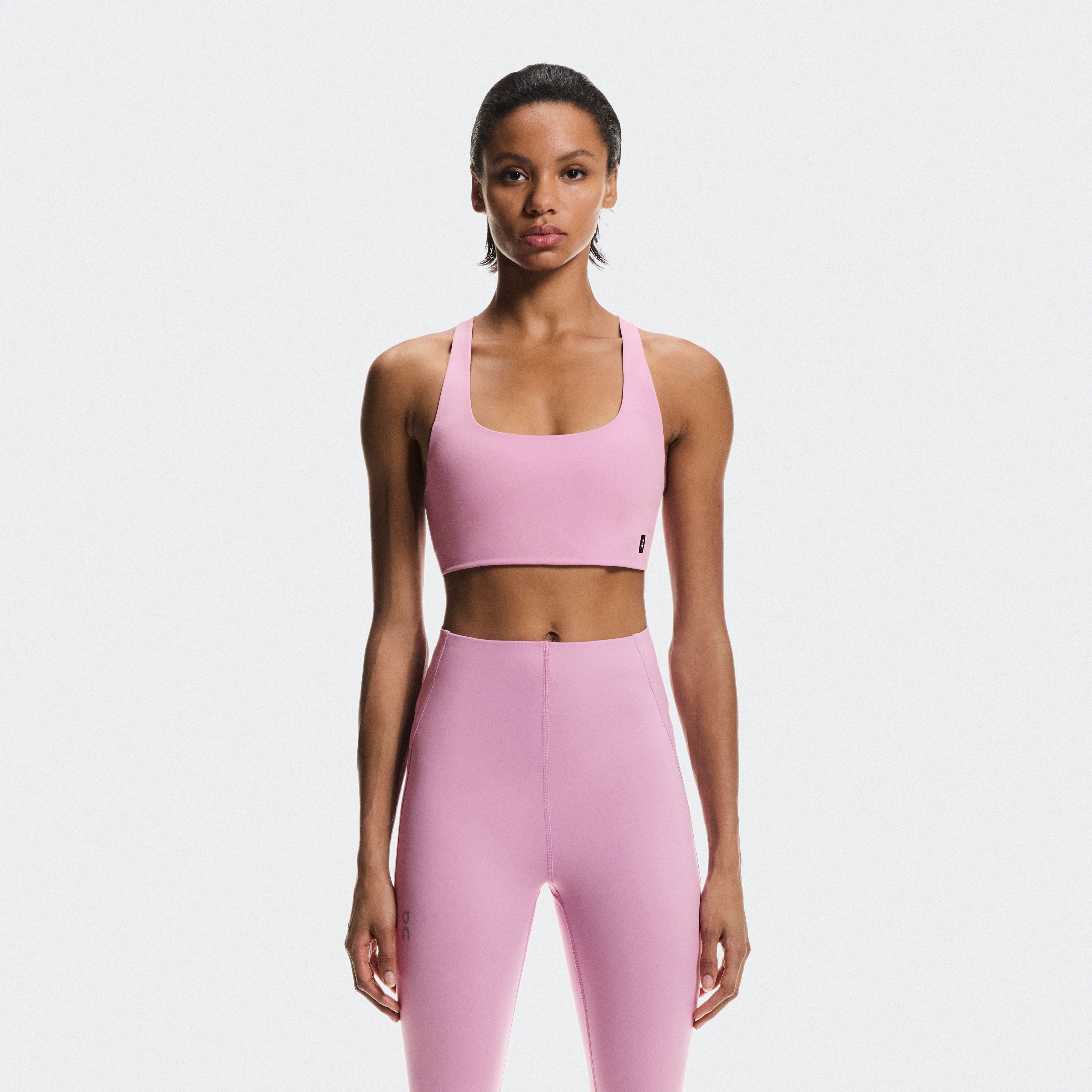 On Studio Bra Rosa Damen Damen – Low Impact Workouts, leichter Halt BHs