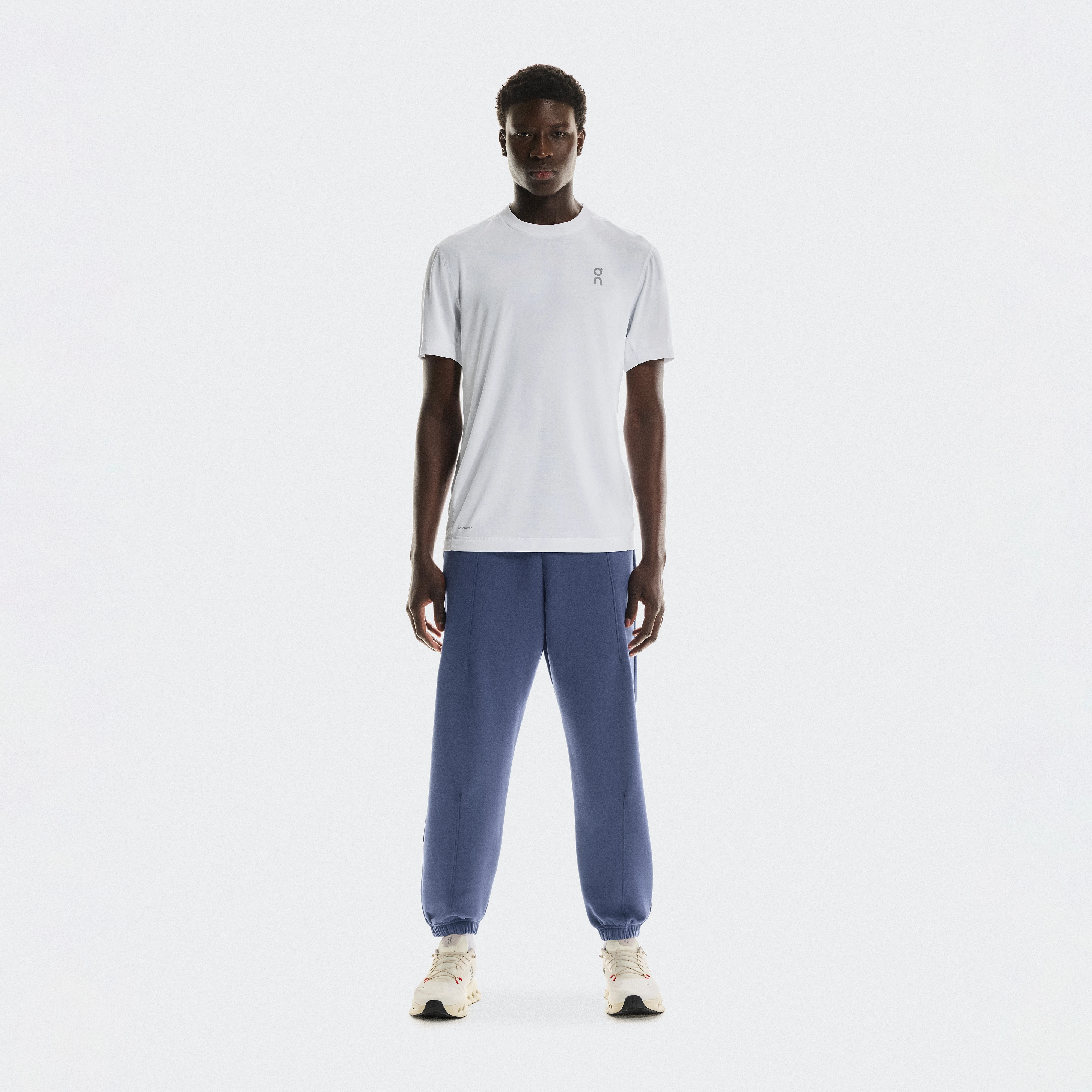 On Club Pants Blue Men Men – Travel, recovery, all-day wear Pants