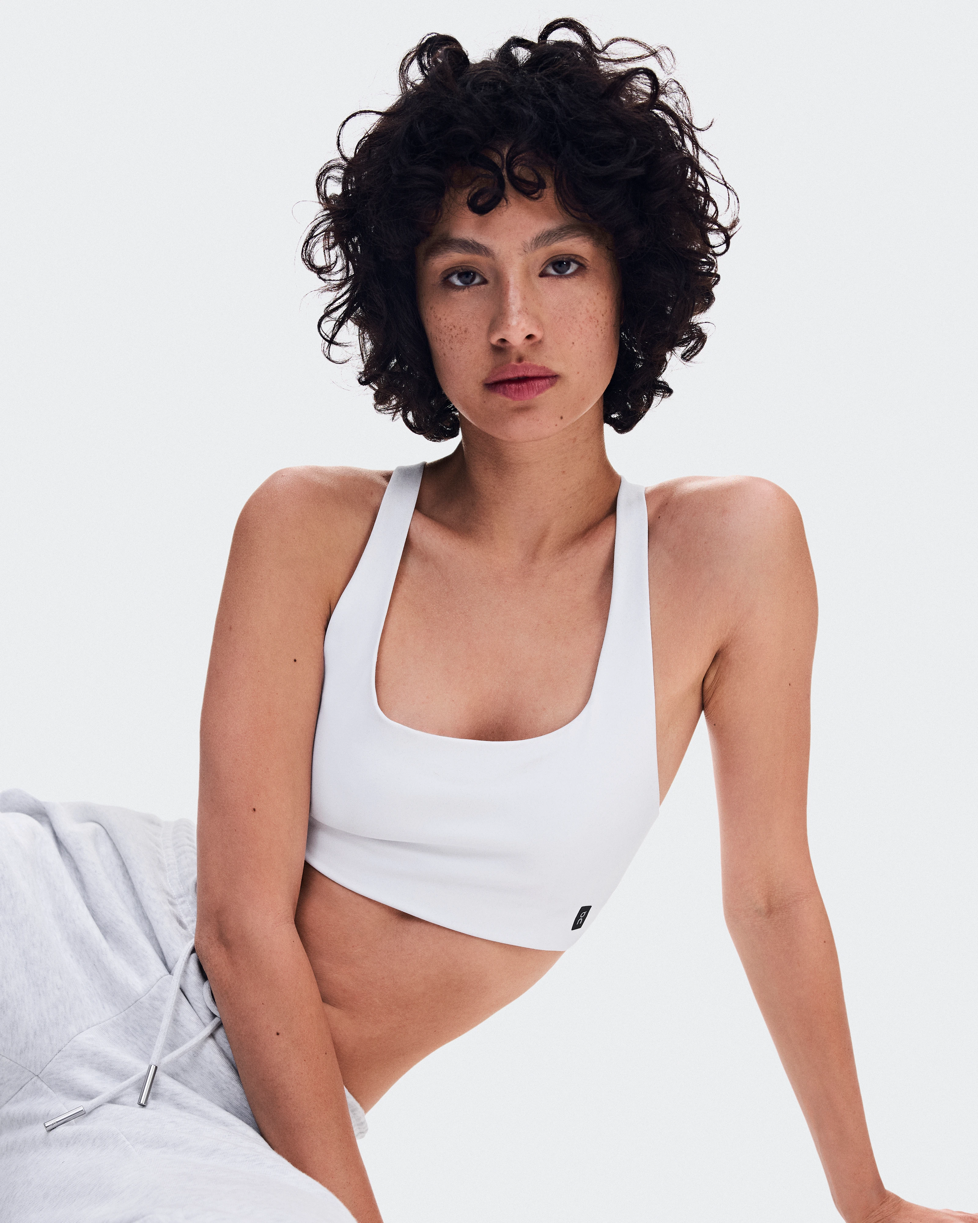 On Studio Bra White Mujer Sujetadores