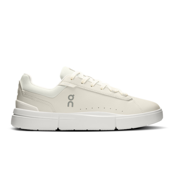 Women's THE ROGER Advantage