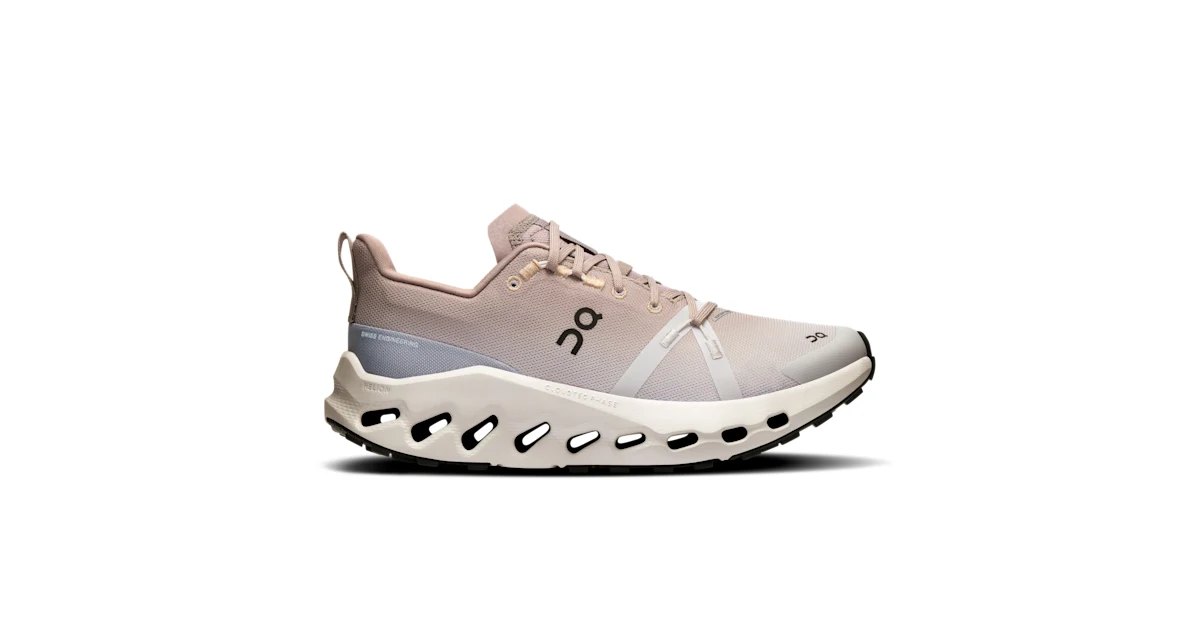 ウィメンズ Cloudsurfer Trail Waterproof | ベージュ & グレー ウィメンズ Cloudsurfer Trail Waterproof | ベージュ & グレー
