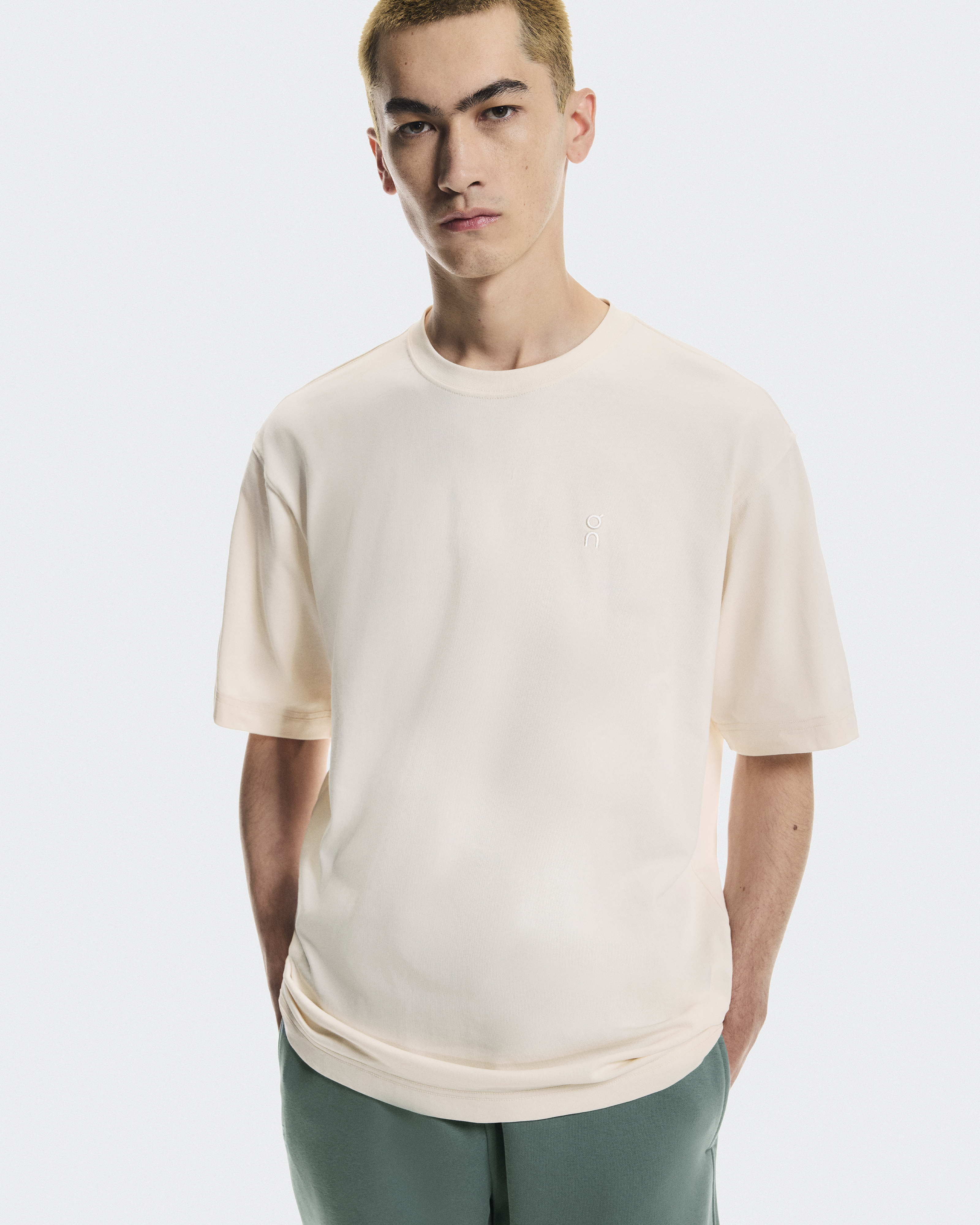【kkさま専用】on Trek-T Club Collective-T セット メンズ Club Collective-T | ベージュ | On 日本