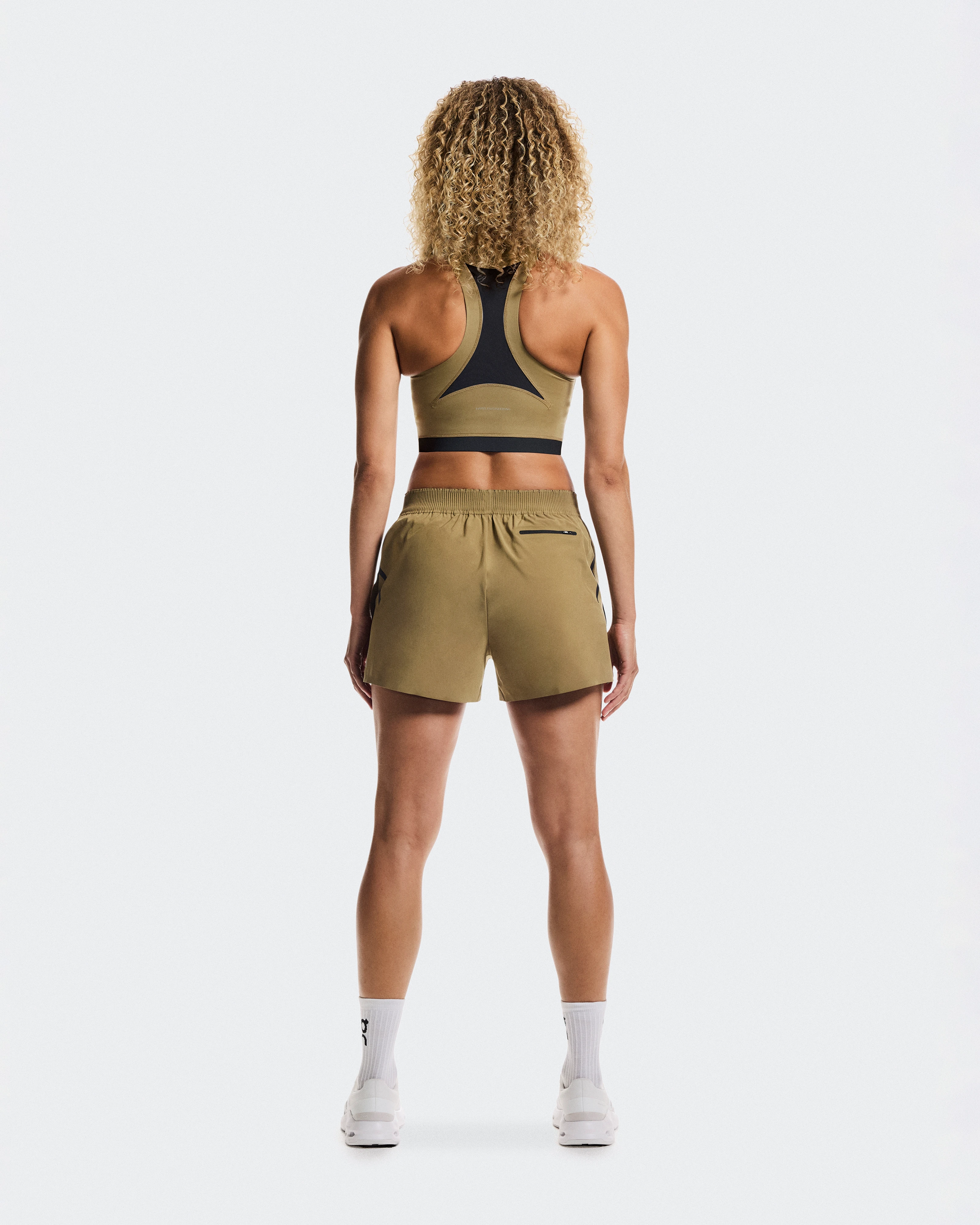 On Train 2-in-1 Crop Nutmeg Women Tops and t-shirts