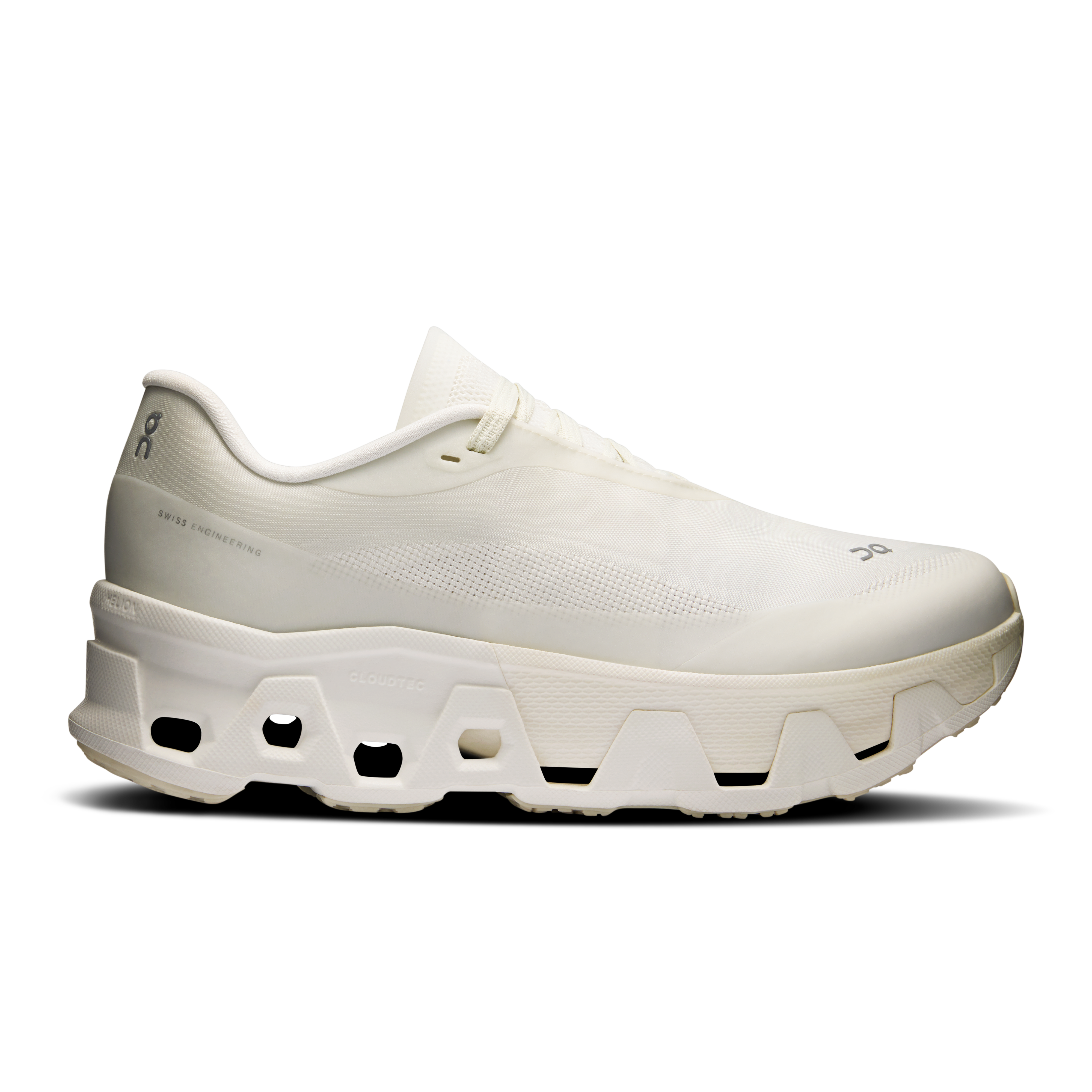 Women / White | White / 42