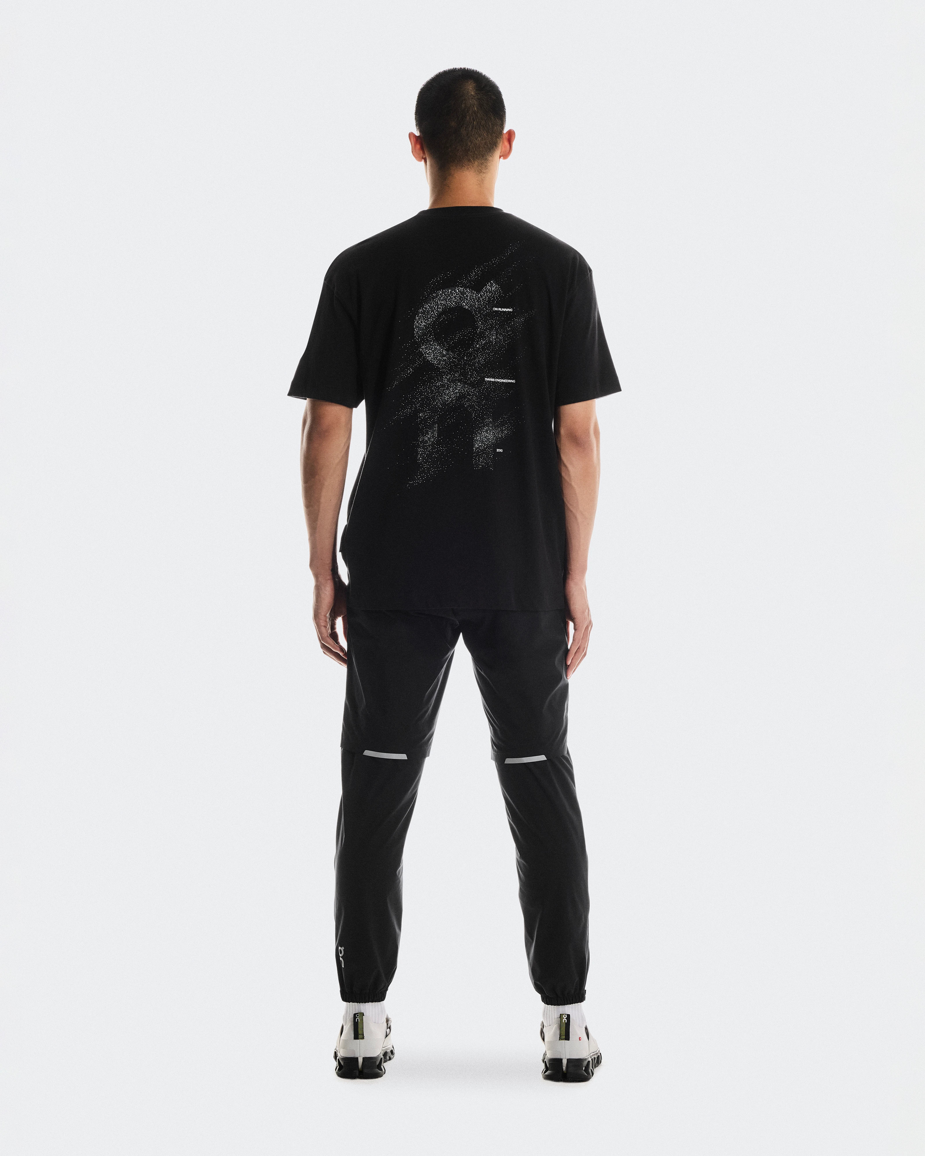 On Club T Graphic Black & Olive Men Tops and t-shirts