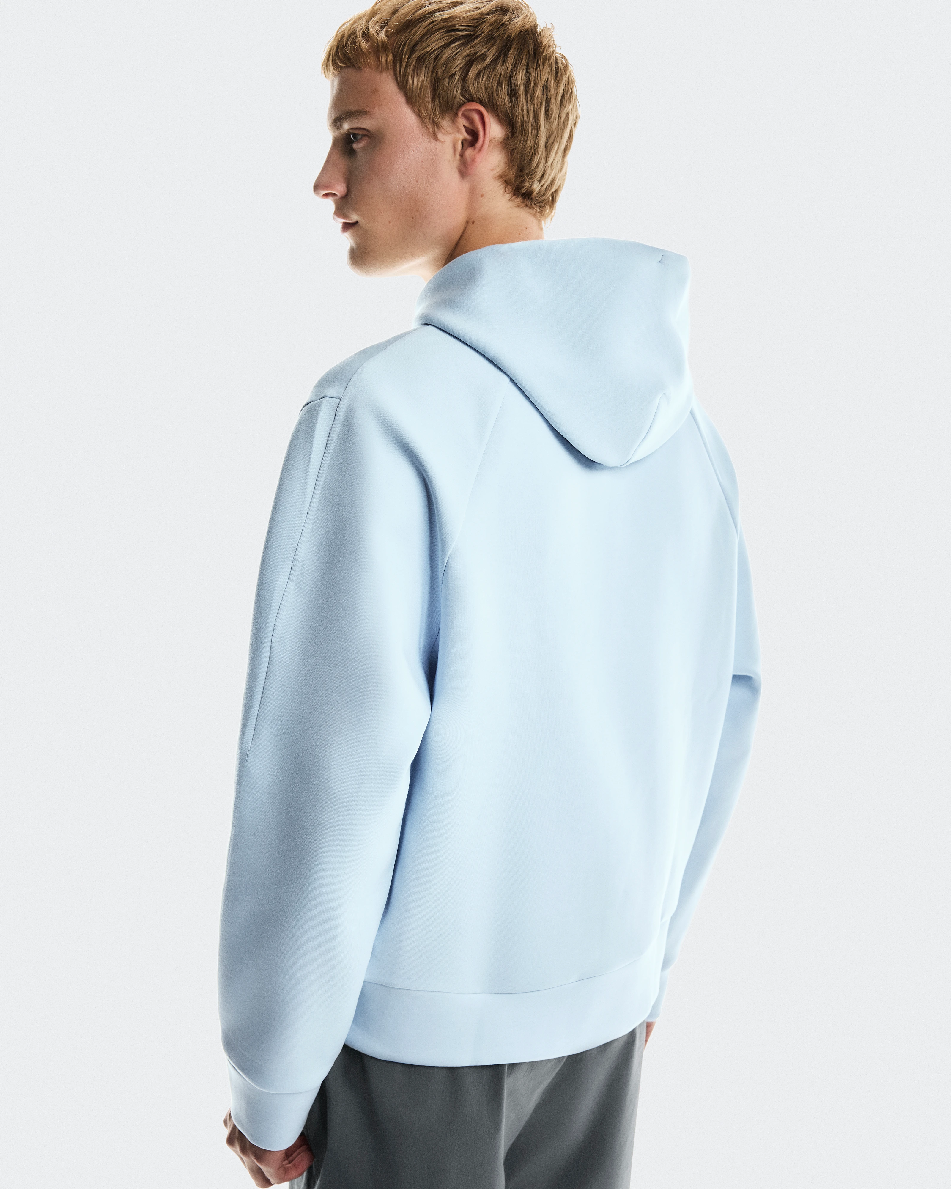 On Focus Tech Hoodie Arctic Masculino Moletons