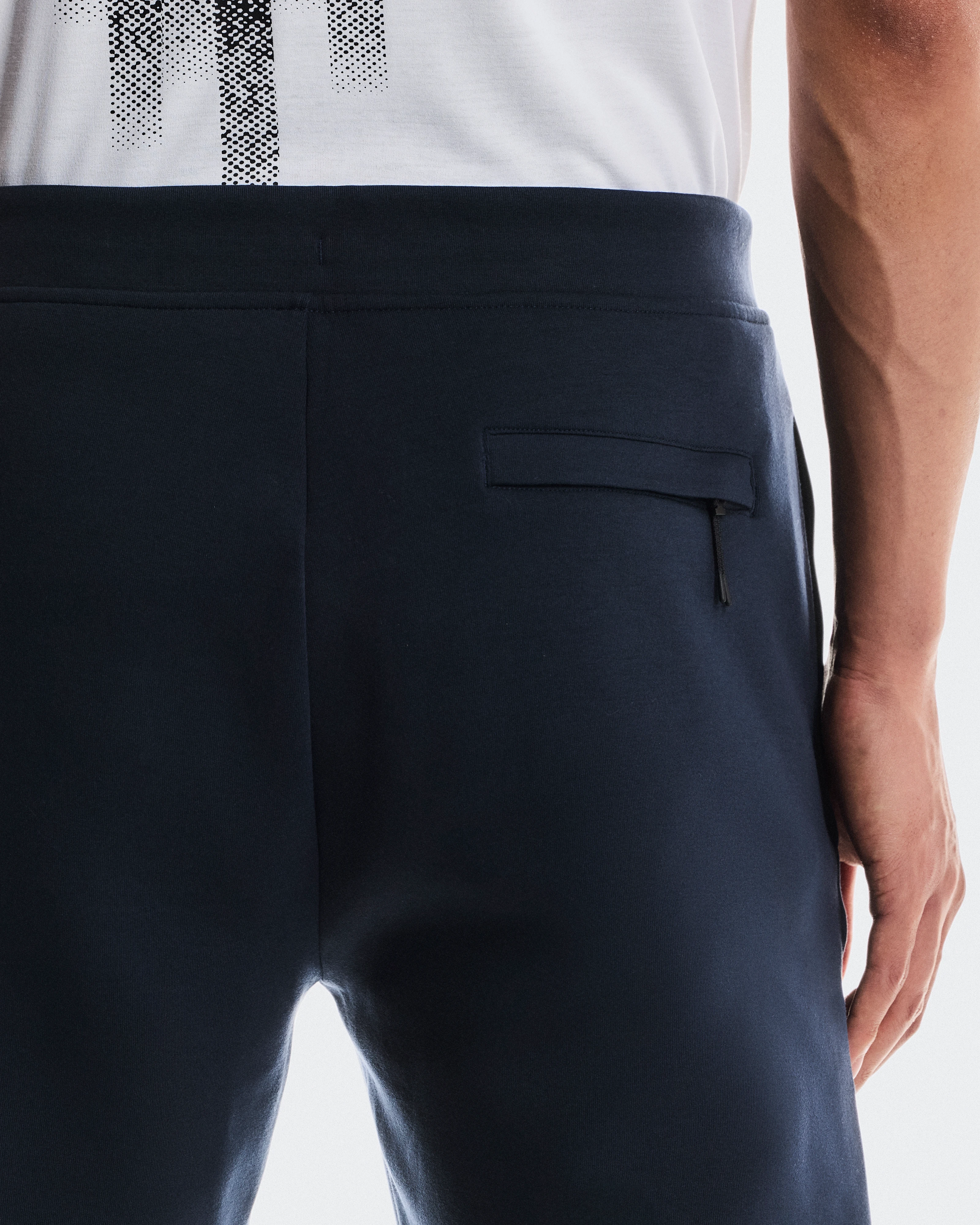 On Focus Tech Sweatpants Navy Men Pants
