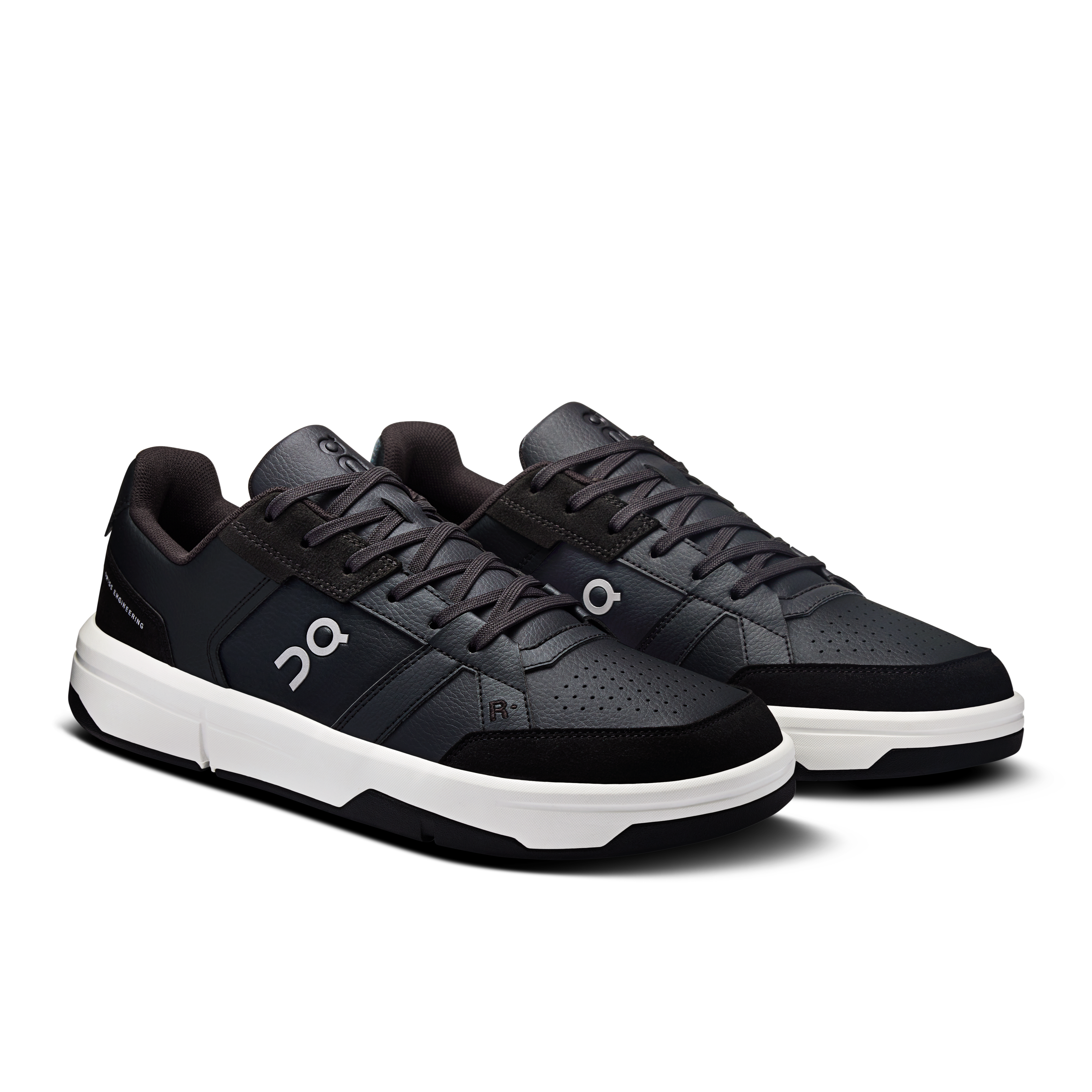 THE ROGER ClubhouseMen / Black | White / 44