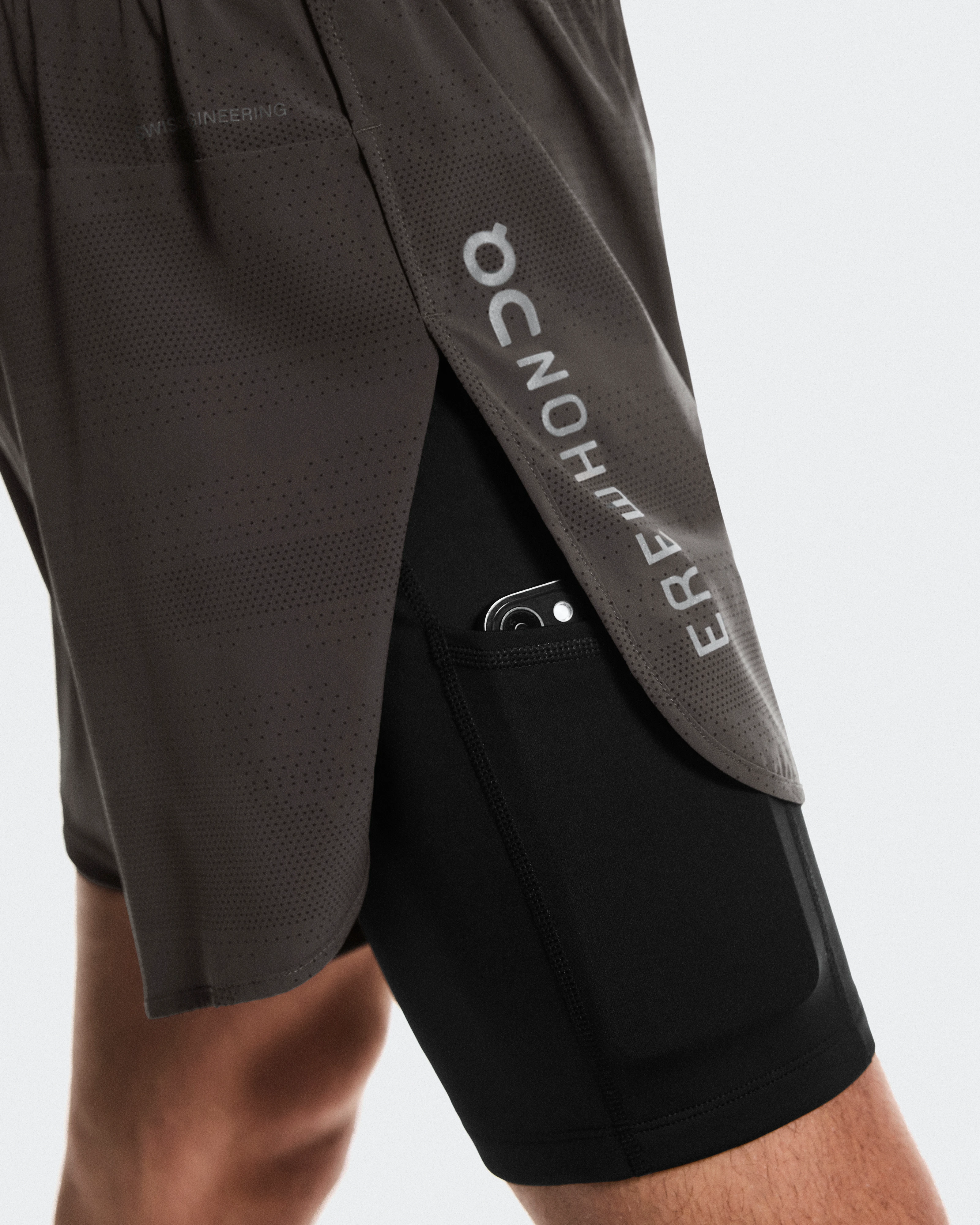 On 2-in-1 Shorts Erewhon Espresso & Black Men Shorts