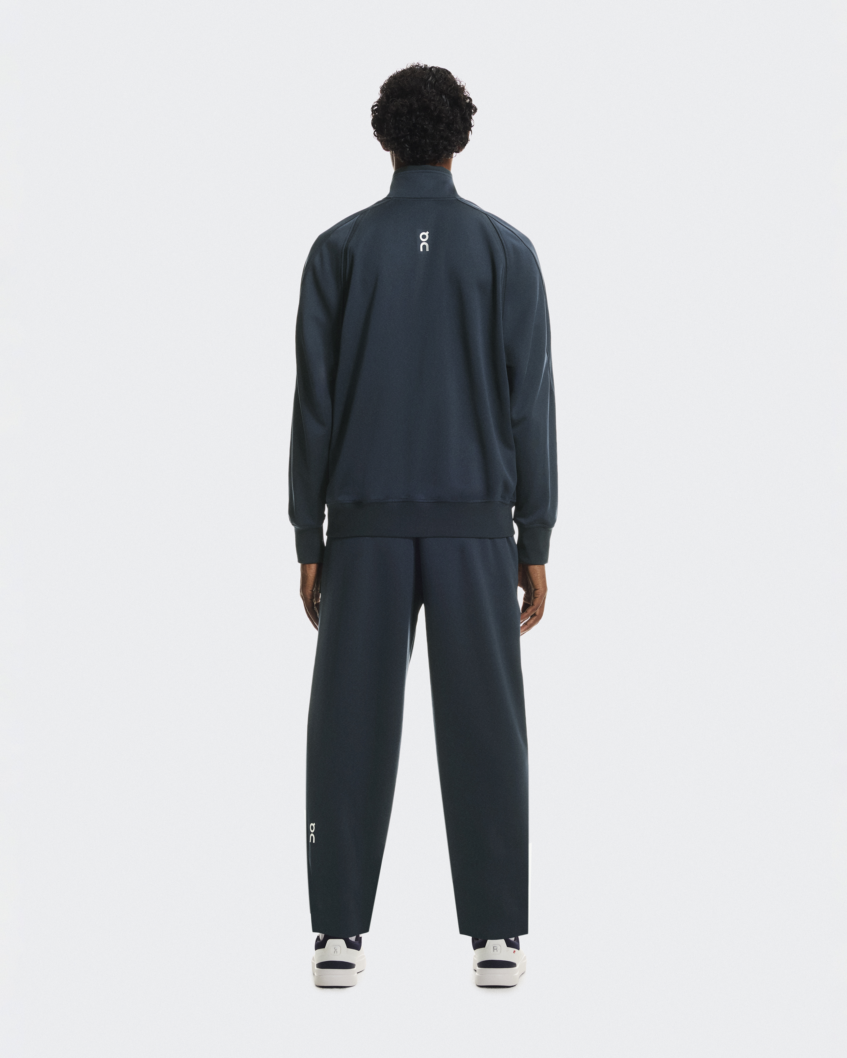 On ランニングパンツM．コワパンツ紺メンズ最終値下げ！ On（オン） メンズ 陸上/ランニング ロングパンツ Core Pants