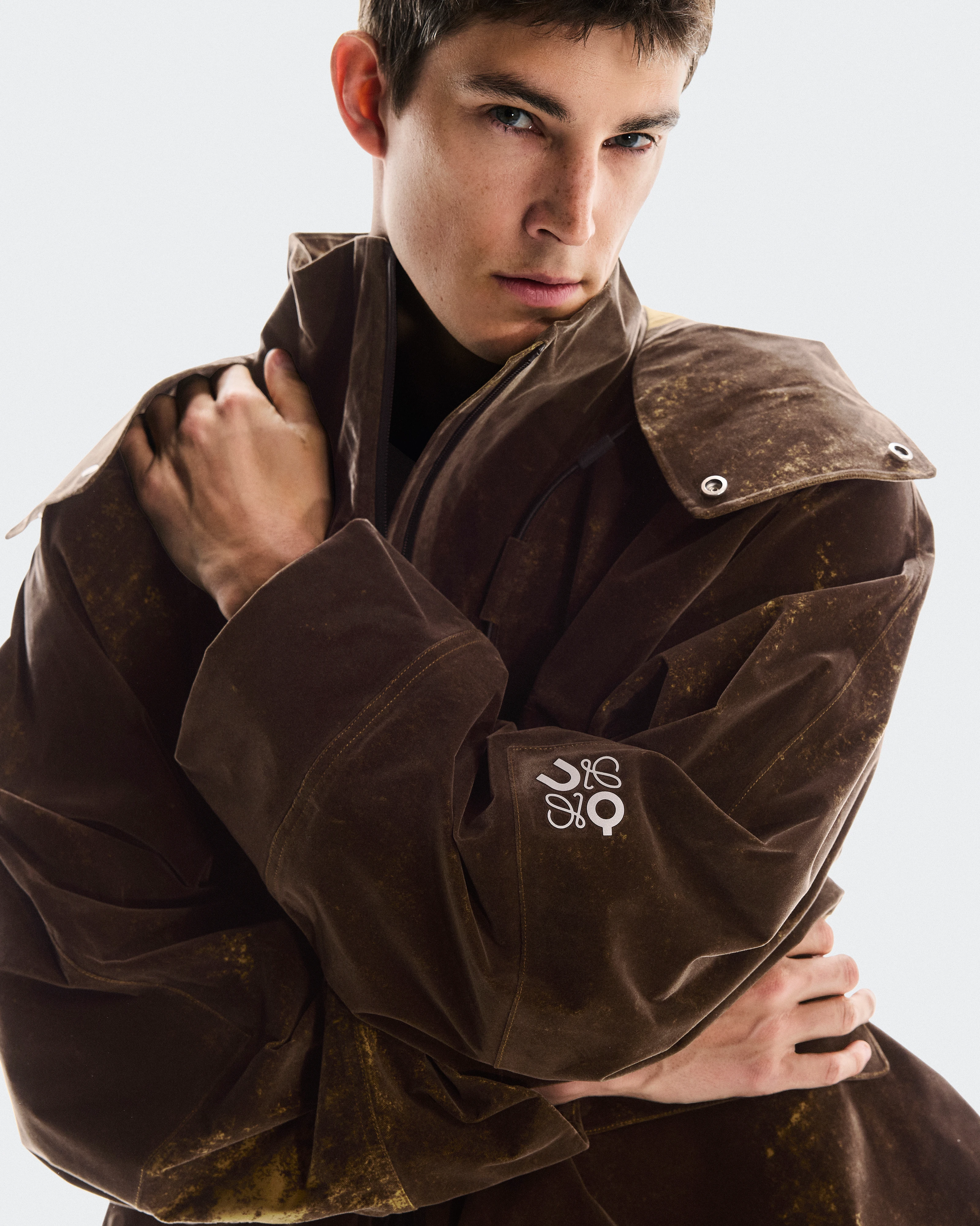 On Anorak LOEWE Chocolate Brown Unisex Jackets