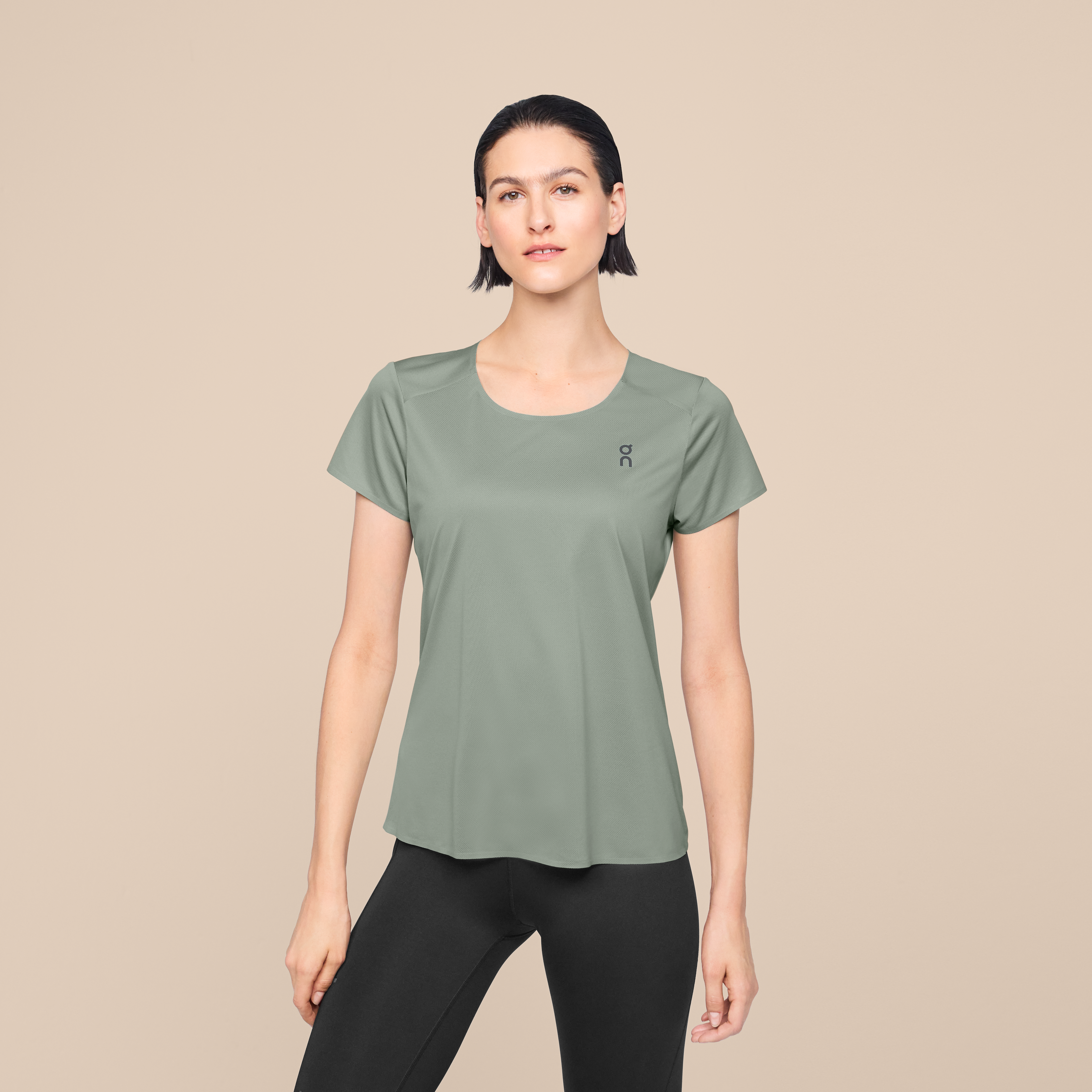 On Performance-T Green Women Women – Warm-weather training, racing, ultralight Tops and t-shirts