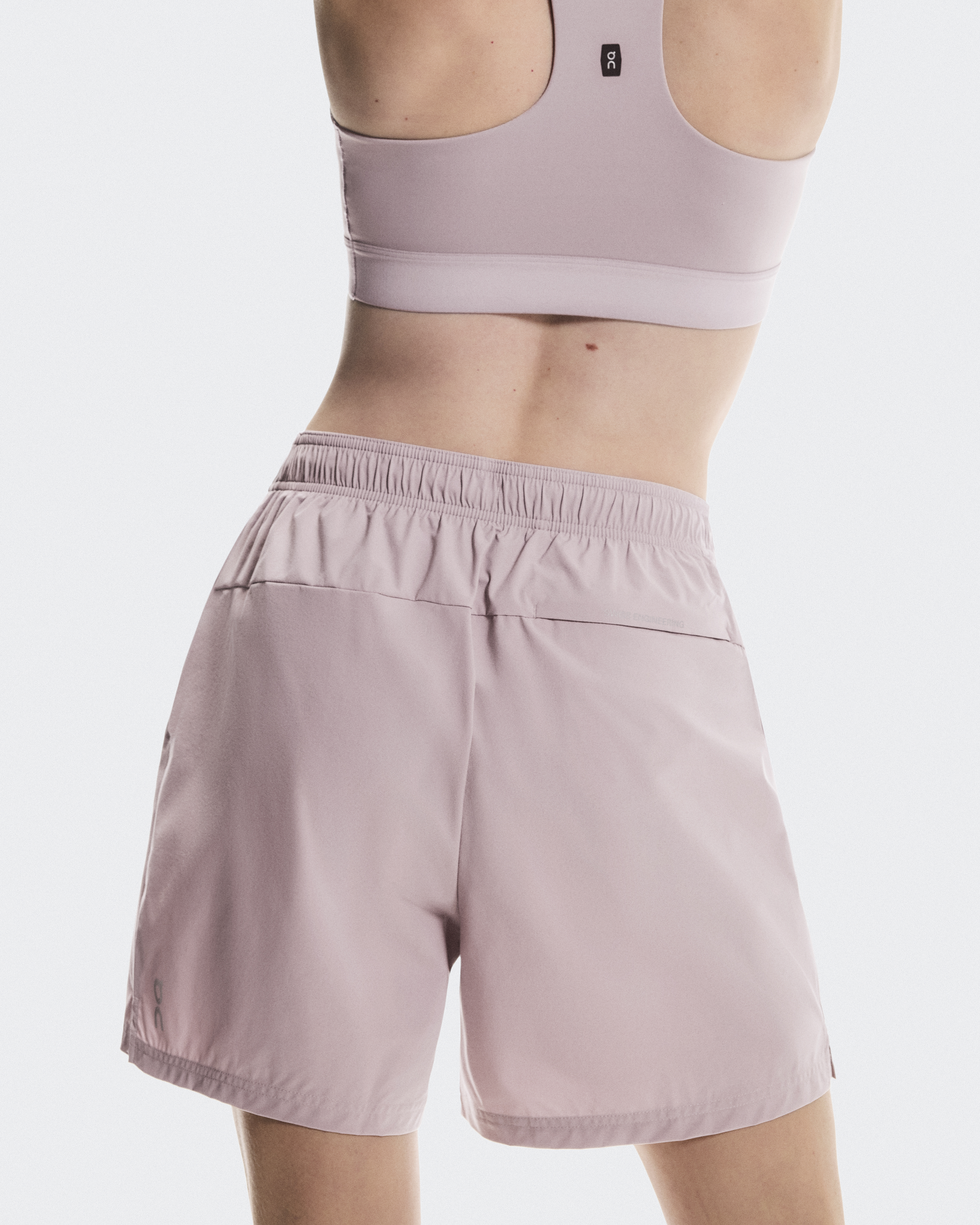 5インチ コアショーツ | ウィメンズ ランニングショーツ | On 日本
