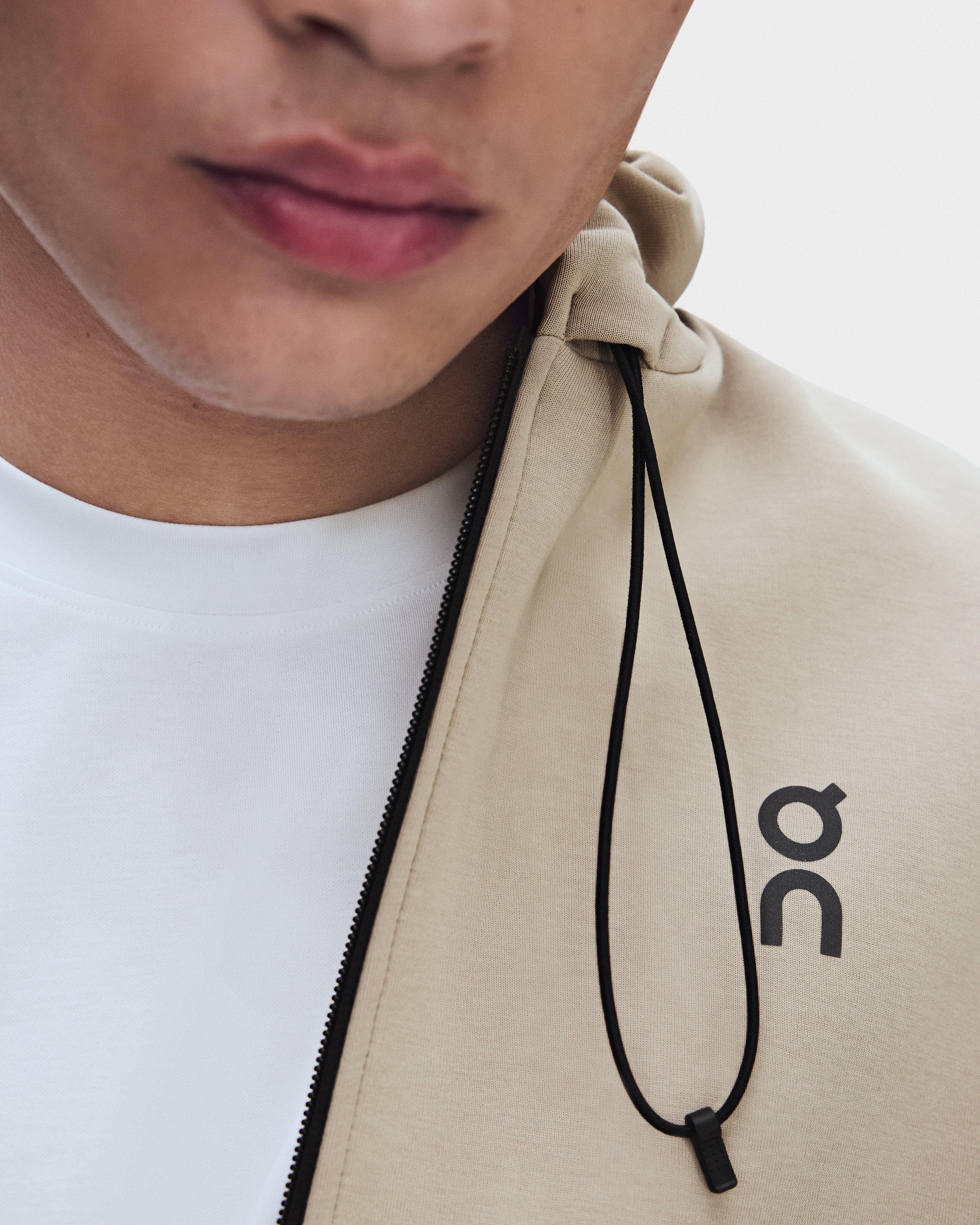 Men's Focus Tech Zip Hoodie | Beige | On United States