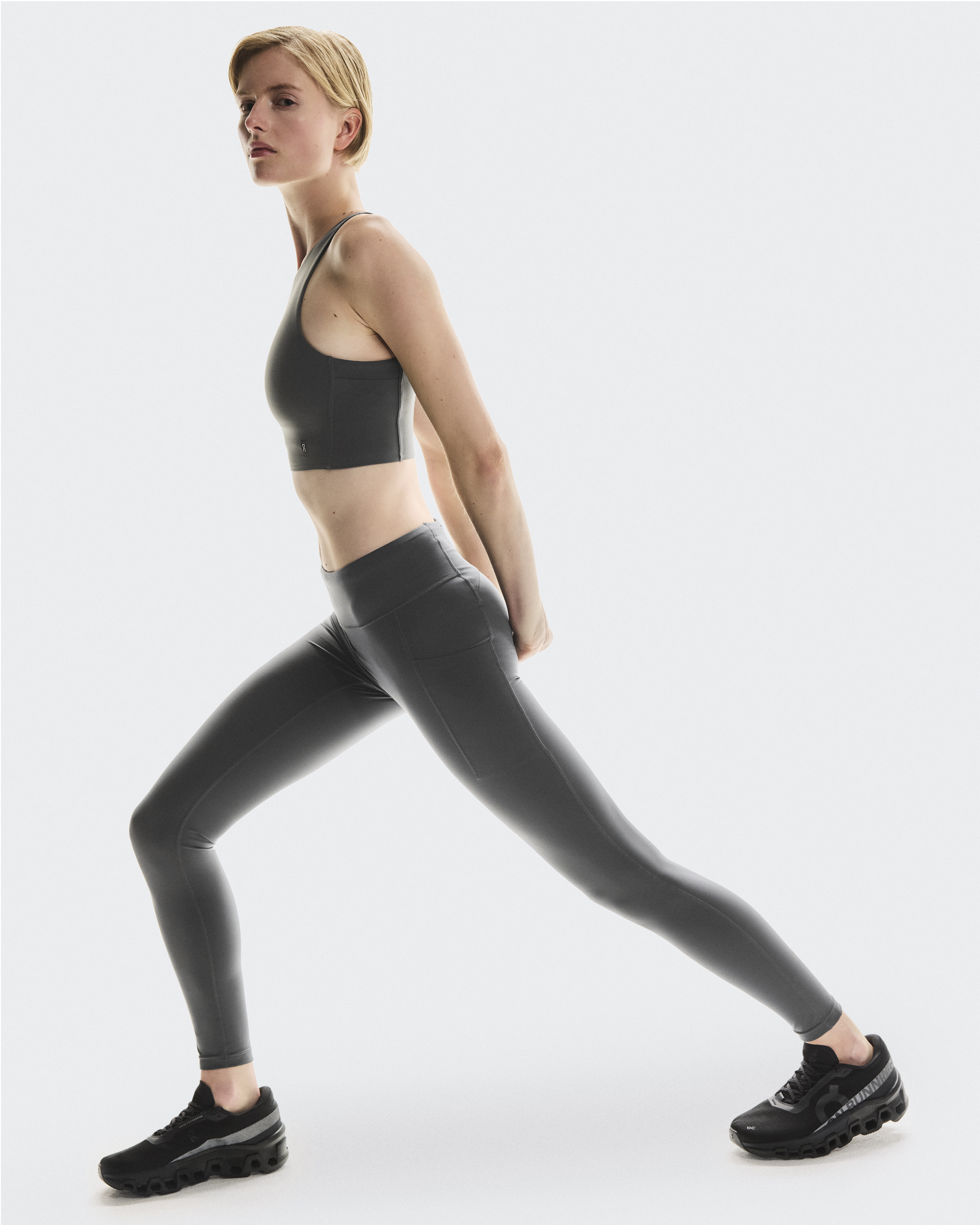 レッグウェア On Performance Tights Eclipse S Size 1347922.jpg