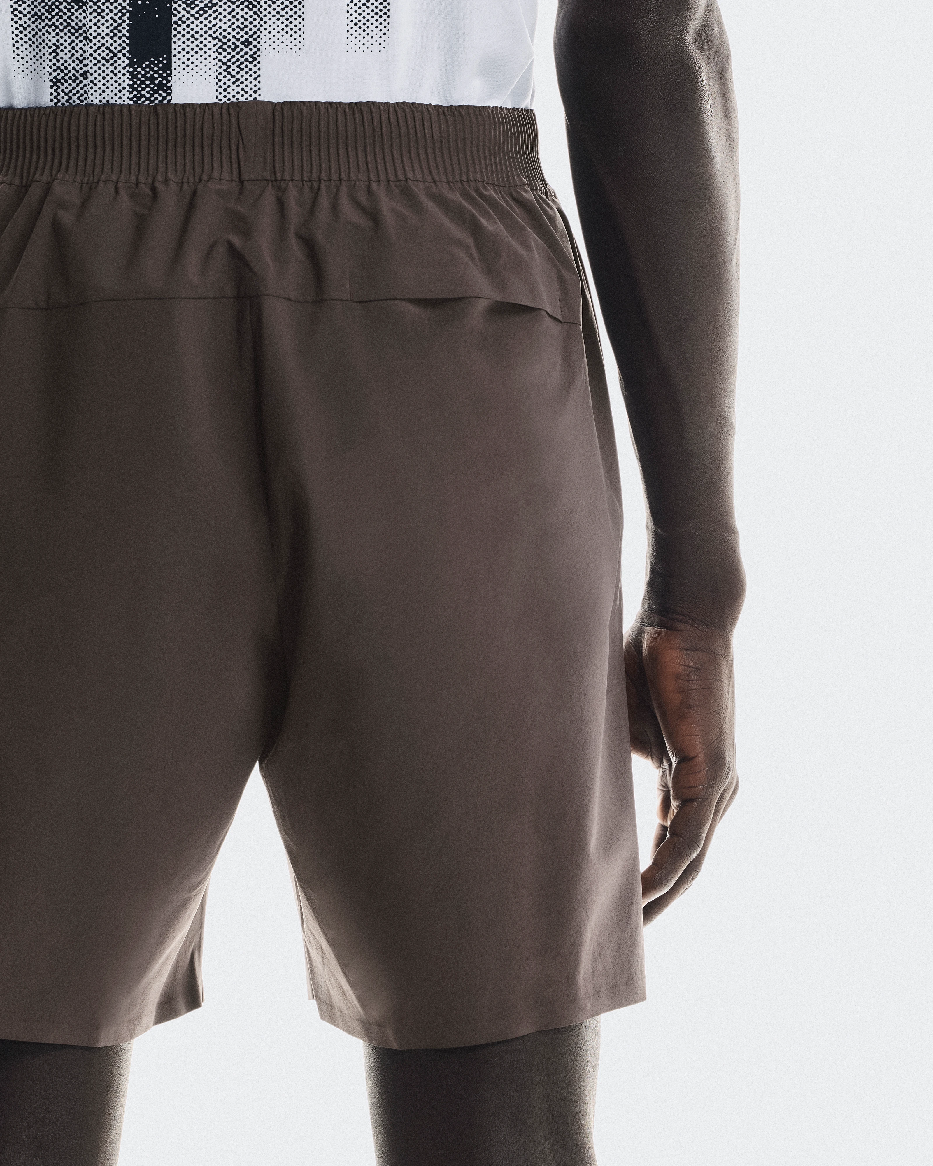 On Focus Shorts Pebble メンズ ショートパンツ