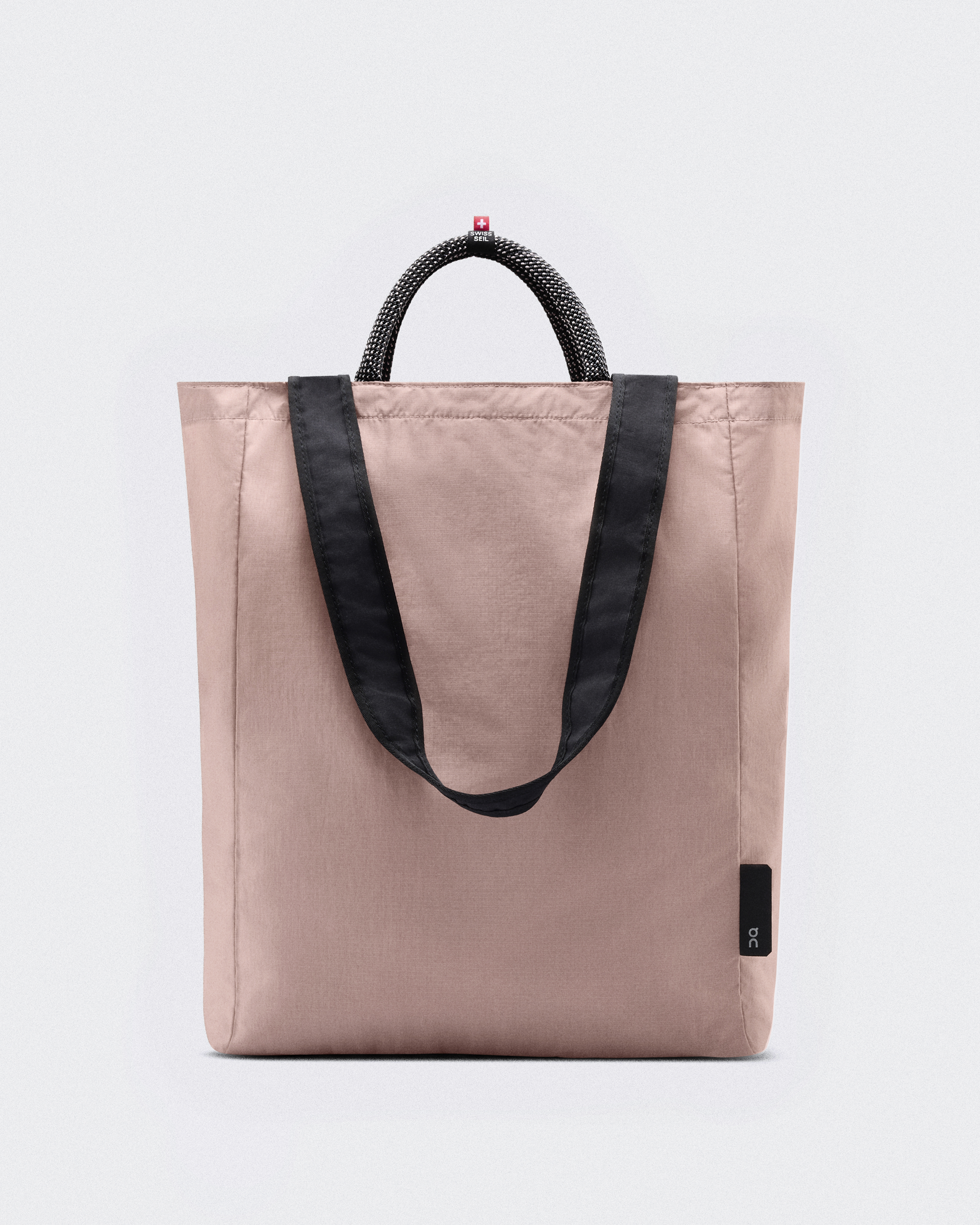 Tote Pack 25L in Biscuit/Black