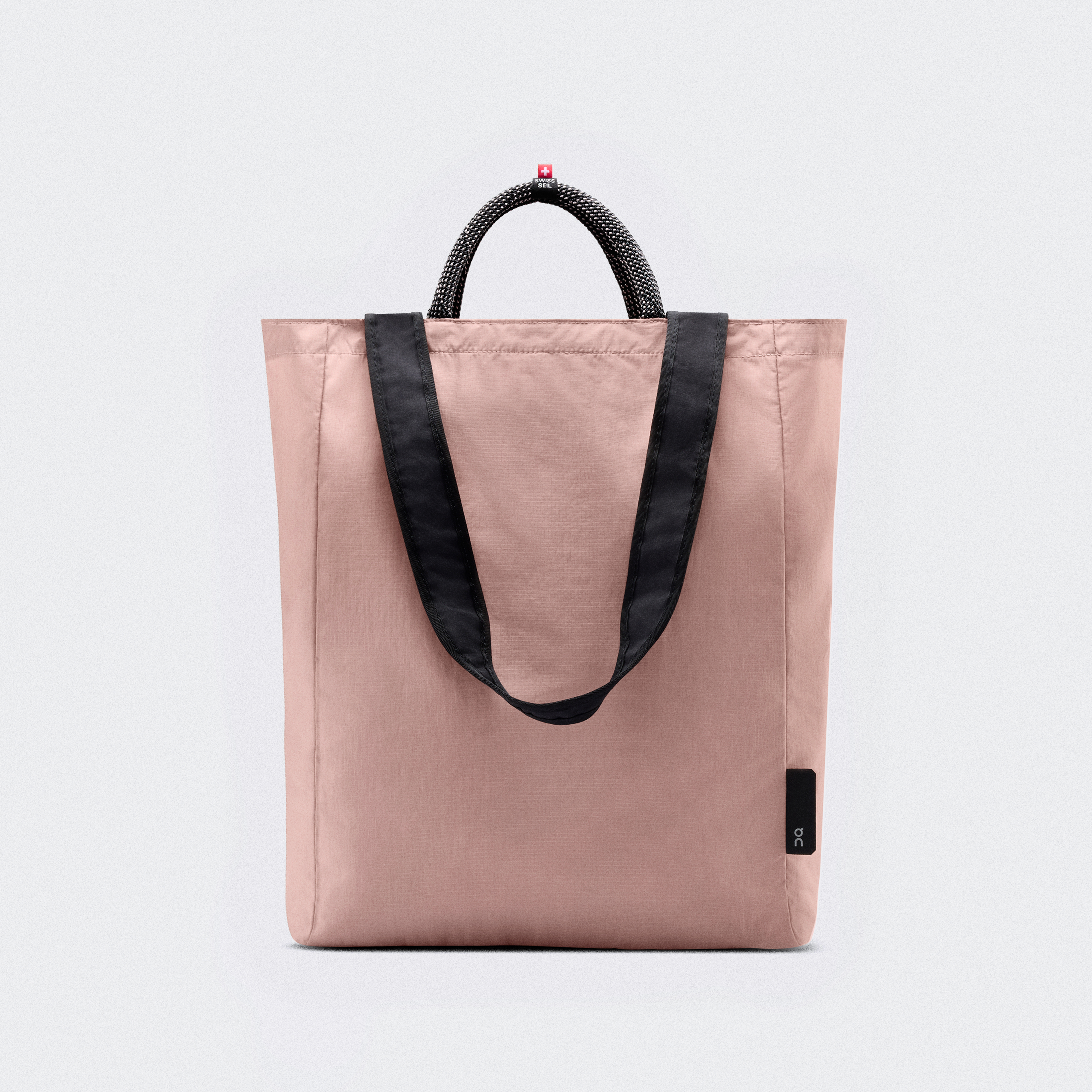 Tote Pack 25L in Biscuit/Black