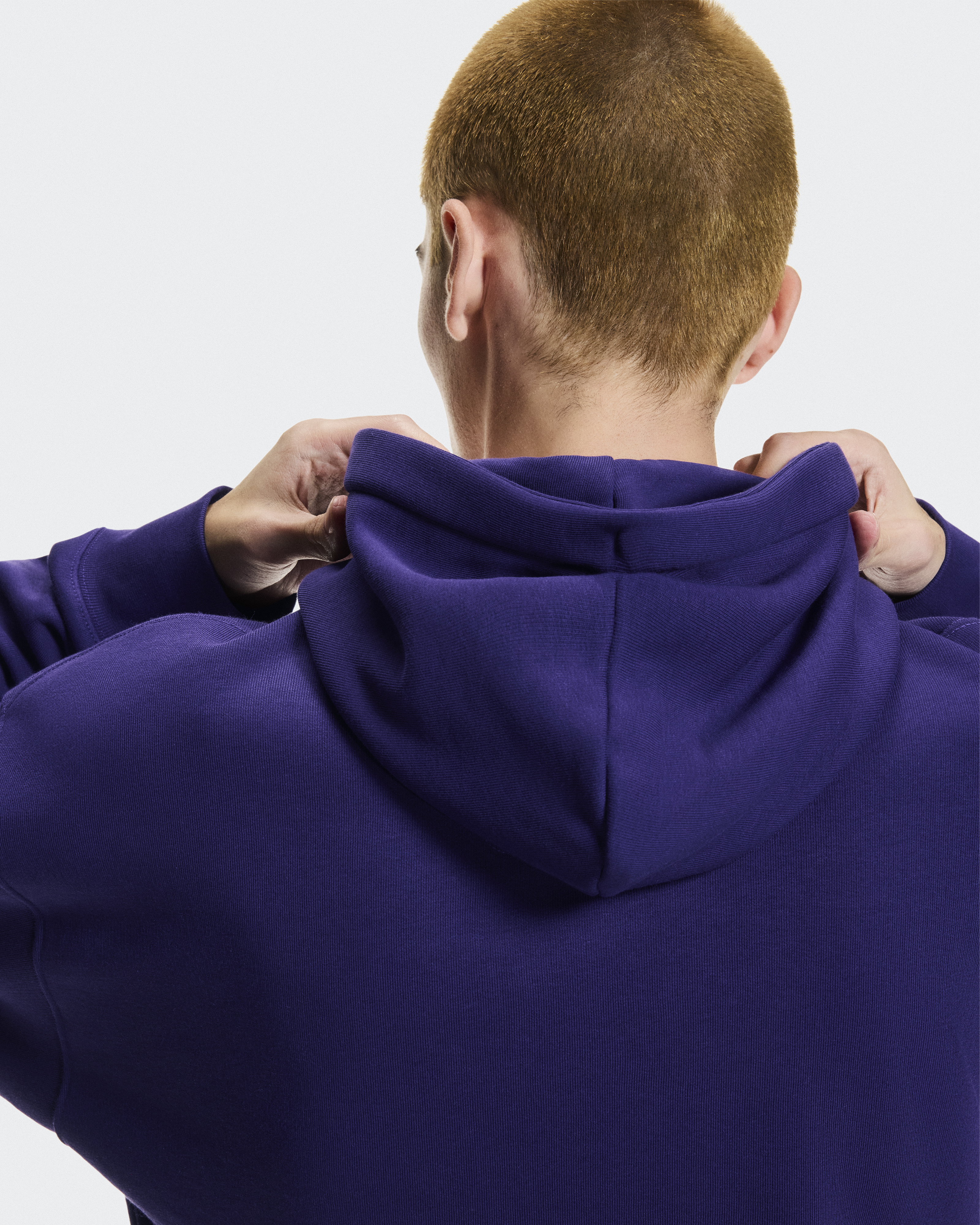 Club Hoodie: Cozy Relaxed-Fit Hoodie for Post-Workout | On United