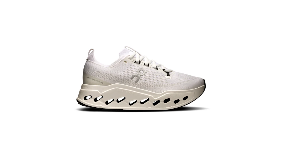 On Cloudsurfer Max Wide bij On