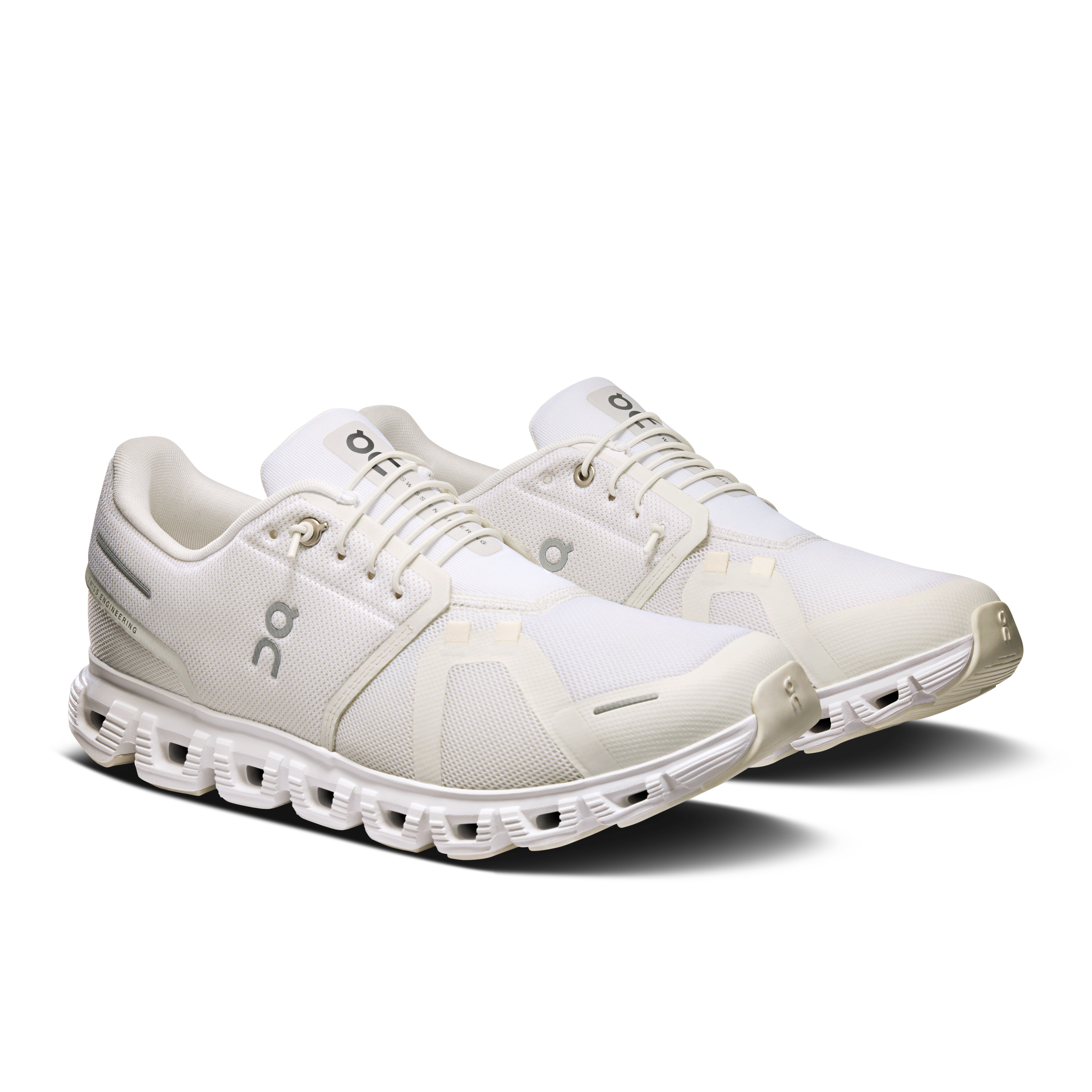 Cloud 6Men / White | White / 40