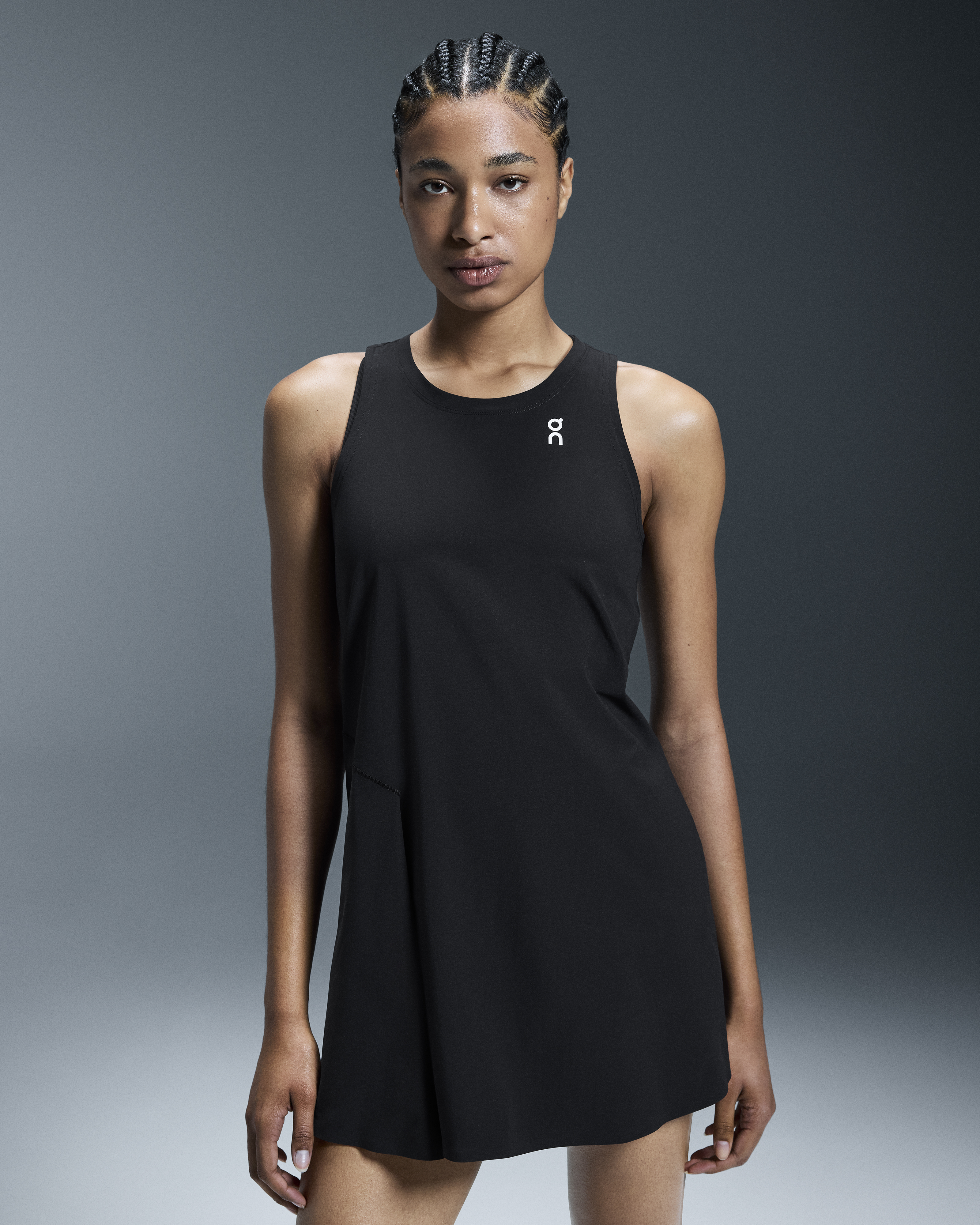 ON Court Dressテニス用 黒 タンクドレス ウィメンズ Court Tank | グレー | On 日本