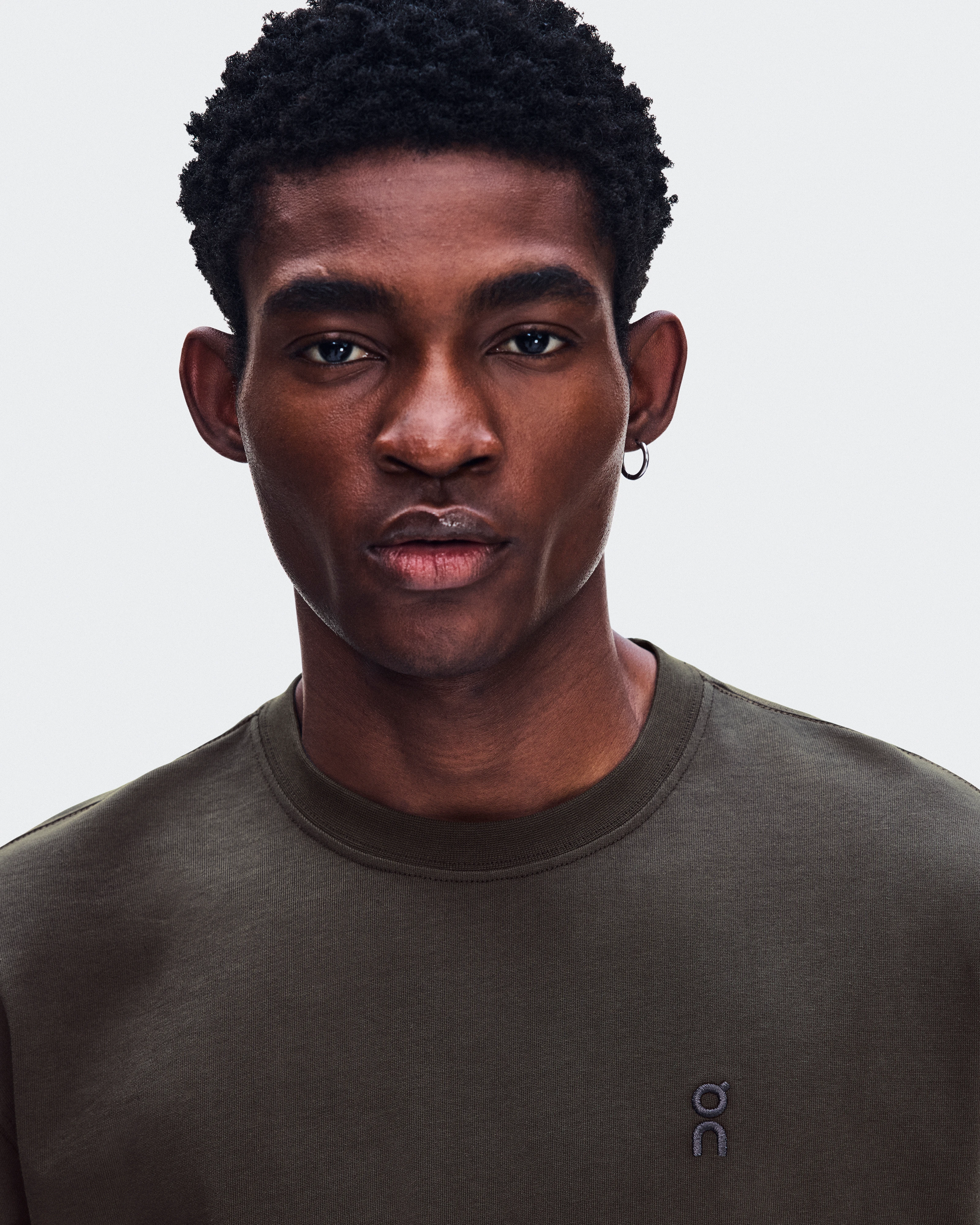 On Club Collective-T Ascent Espresso Men Tops and t-shirts