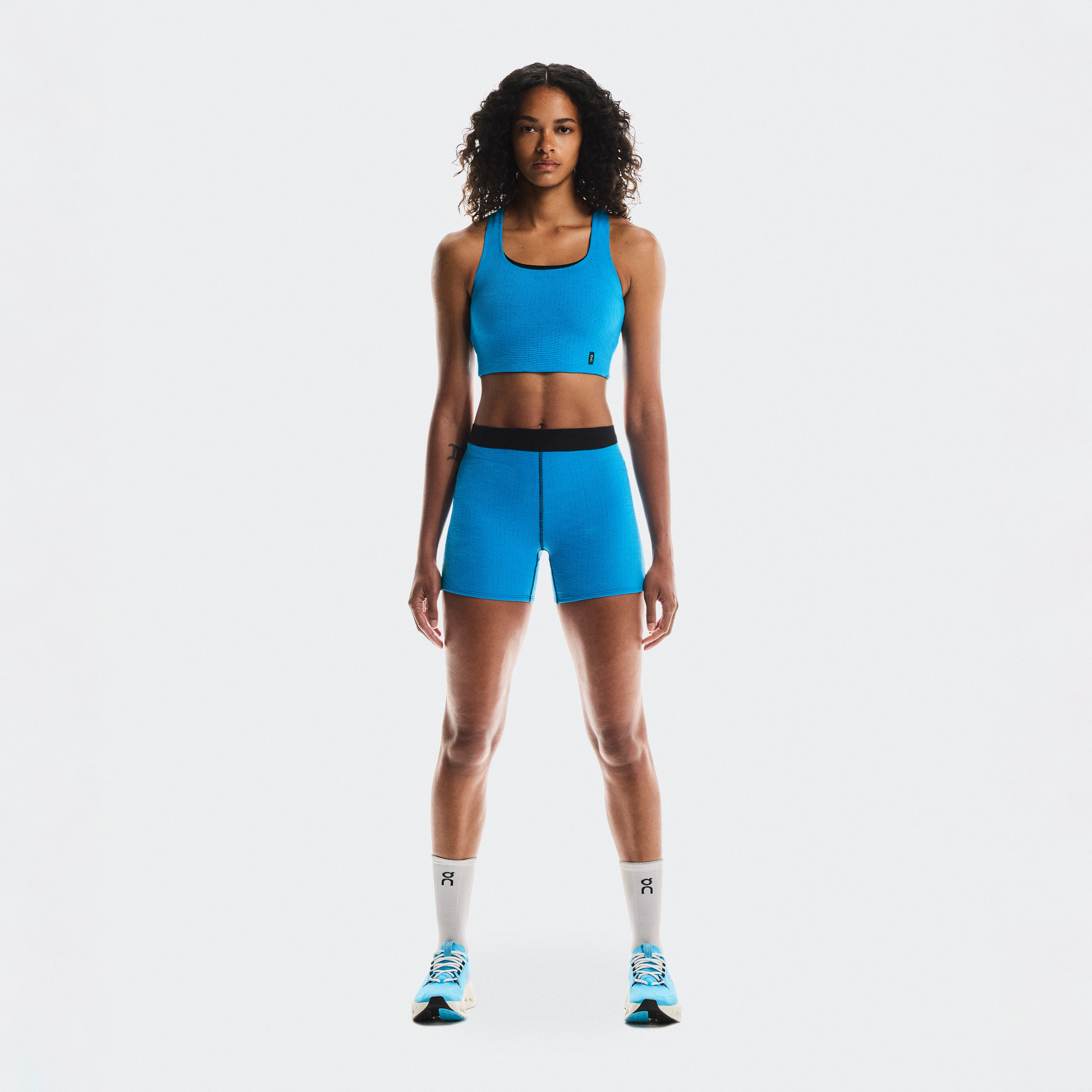 On Pace Tights Short Blue Women Women – Running, pockets, CleanCloud® Tights