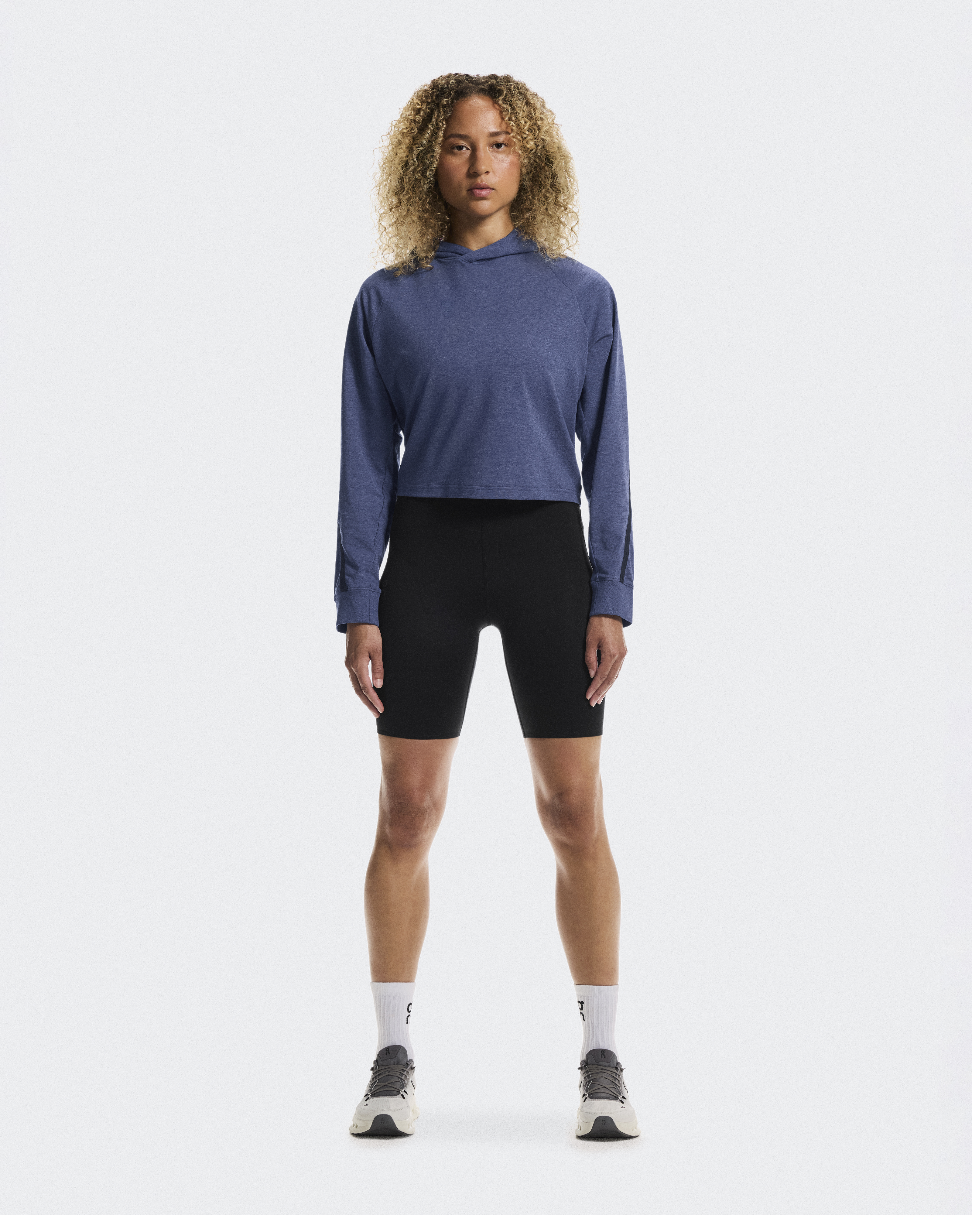 On Studio Hoodie HoodieHoodie para Mujer en Acai, Talla: Small, Polyester