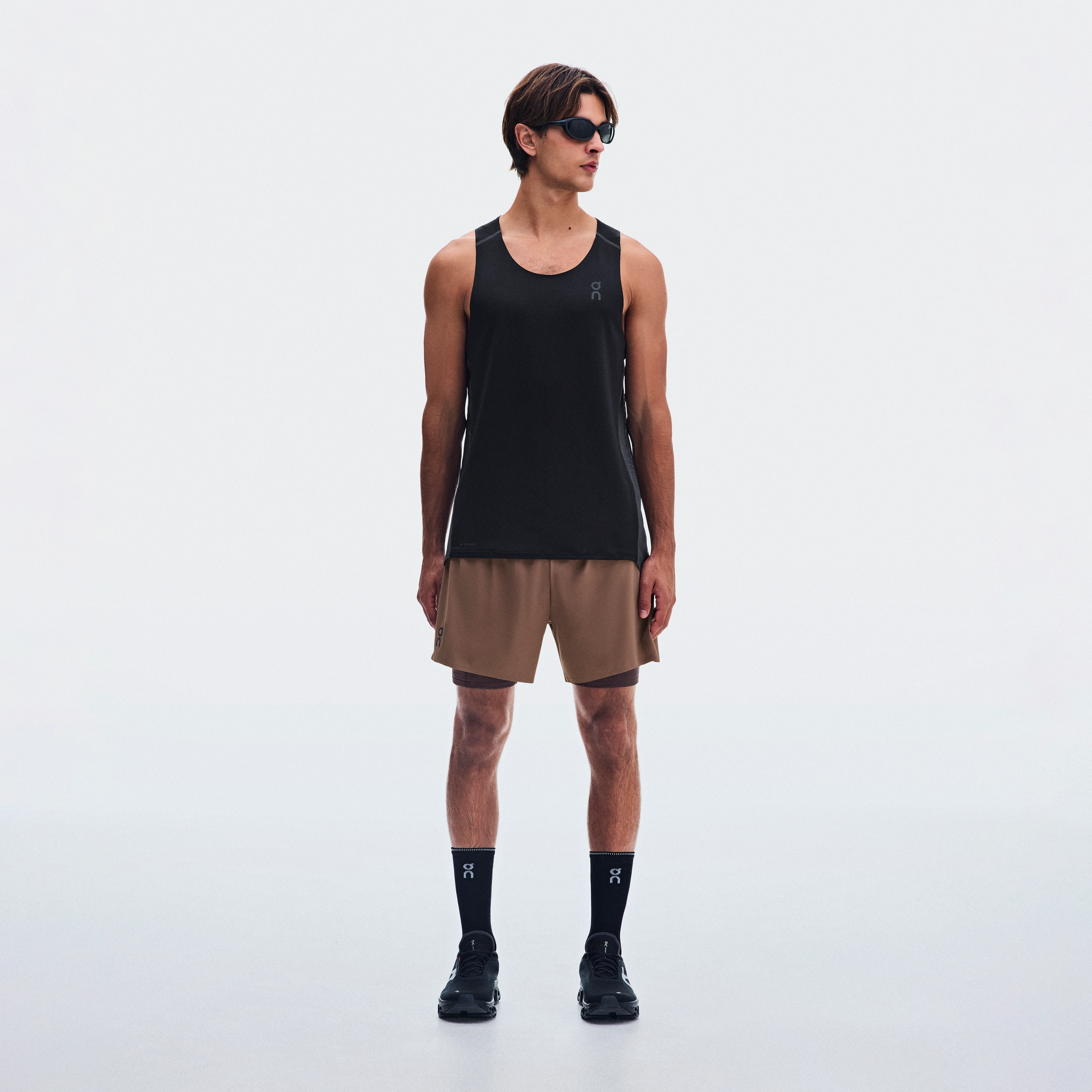 On 5" Performance 2/1 Shorts Acorn & Mulberry Men – Performance running, lightweight, moisture-wicking Shorts