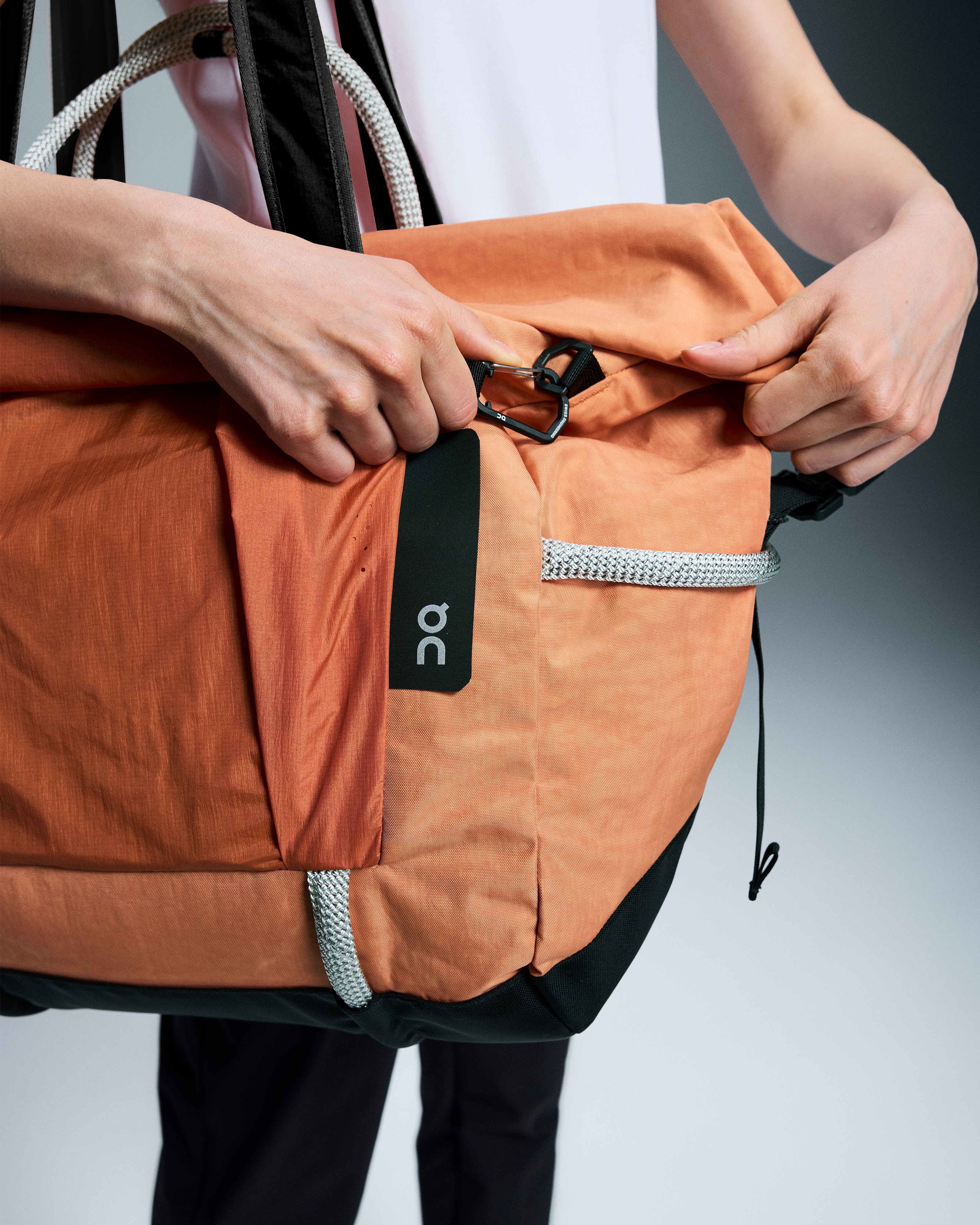Track Pack 40L EliteUnisex / Desert Glow