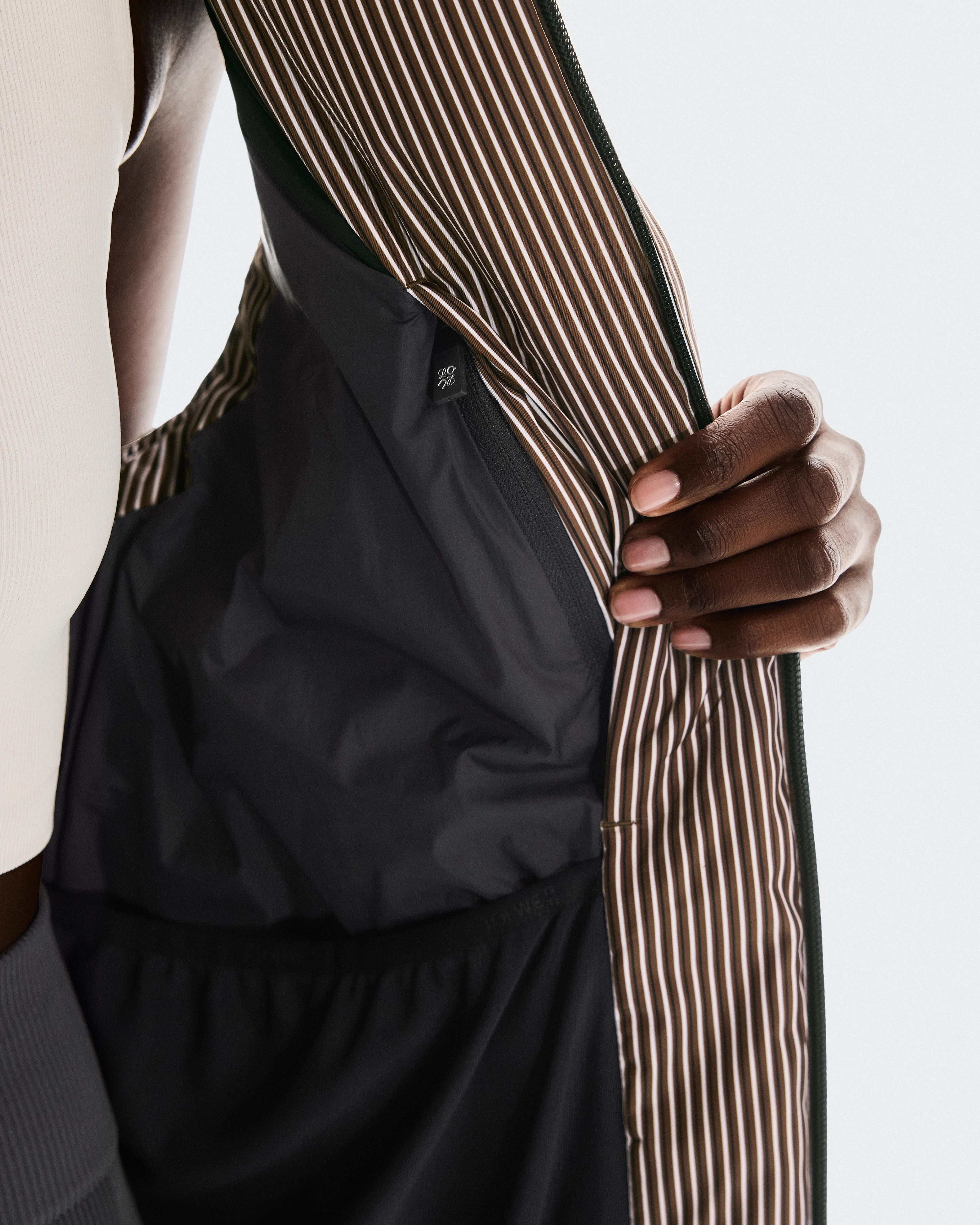 On Puffer Vest LOEWE Brown & Pink Unisex Jackets