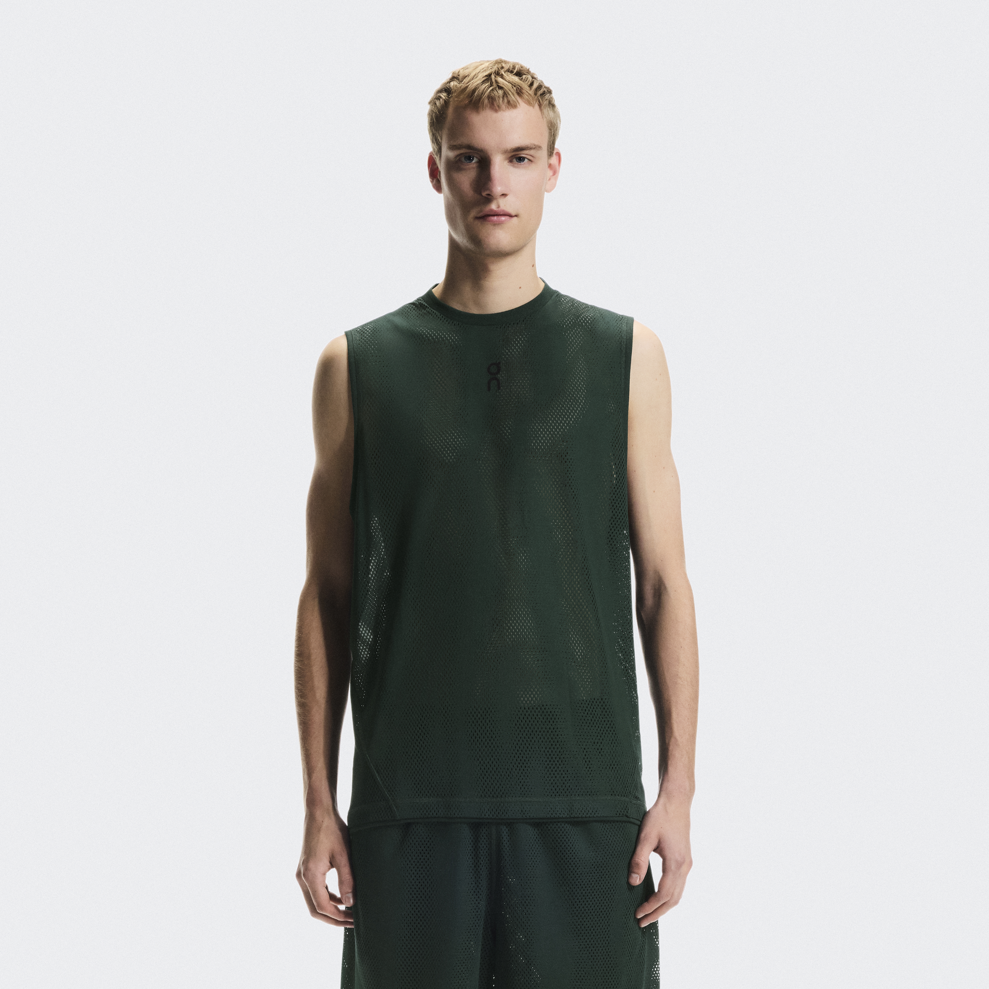 Train Volt Tank Top in Obsidian