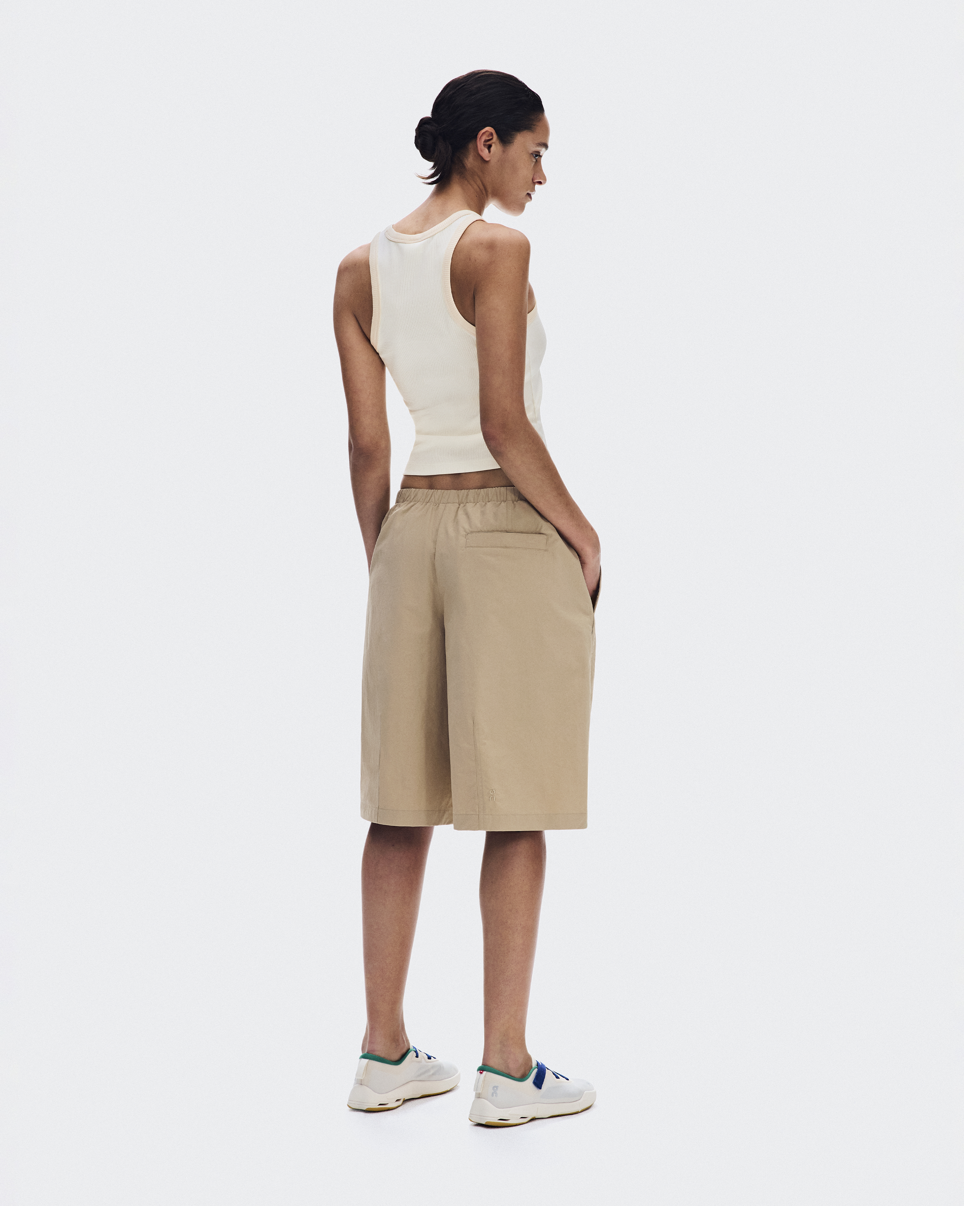 ウィメンズ Bermuda Shorts | Kasha | On 日本