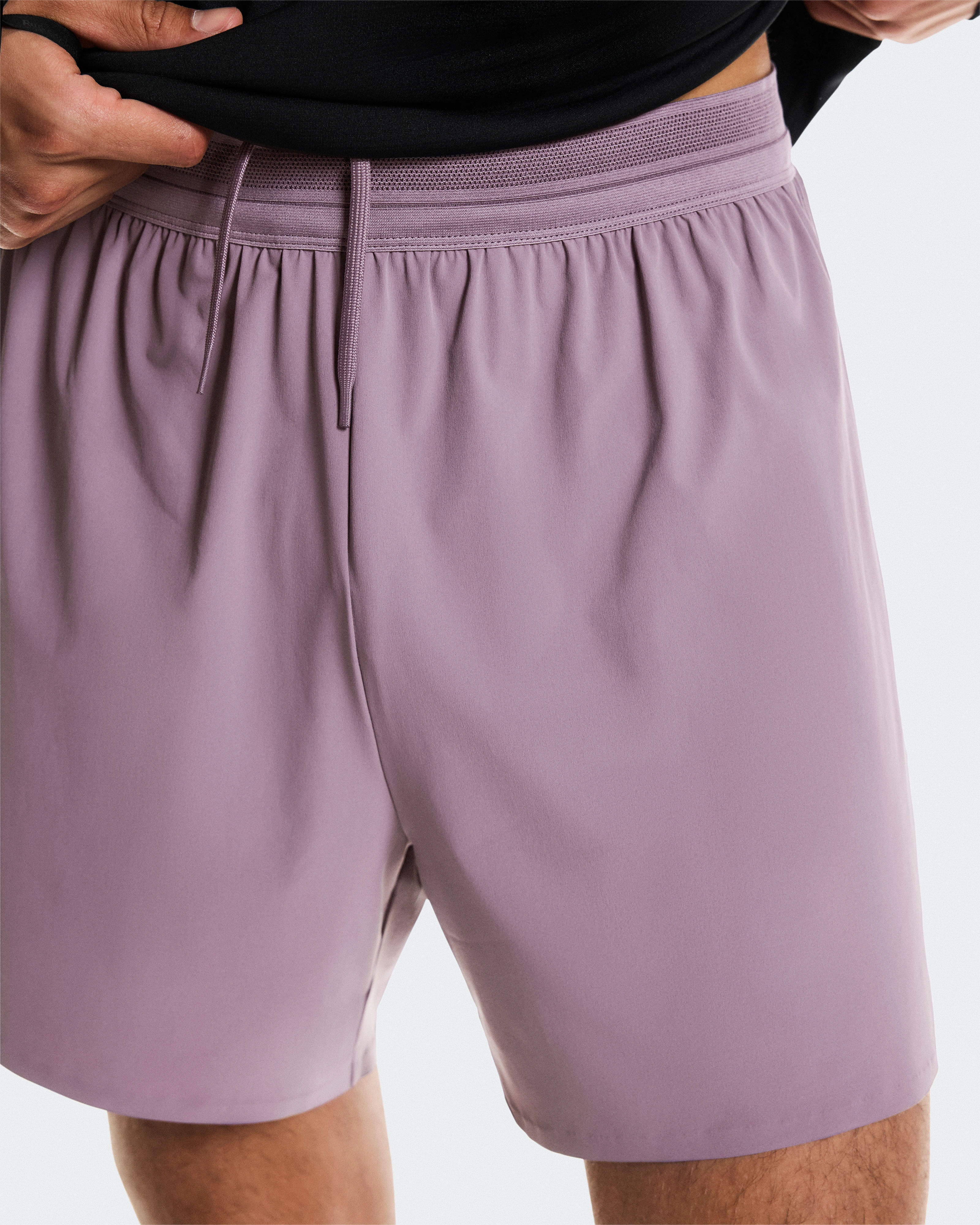 On 5" Performance Shorts Dewberry Men Shorts