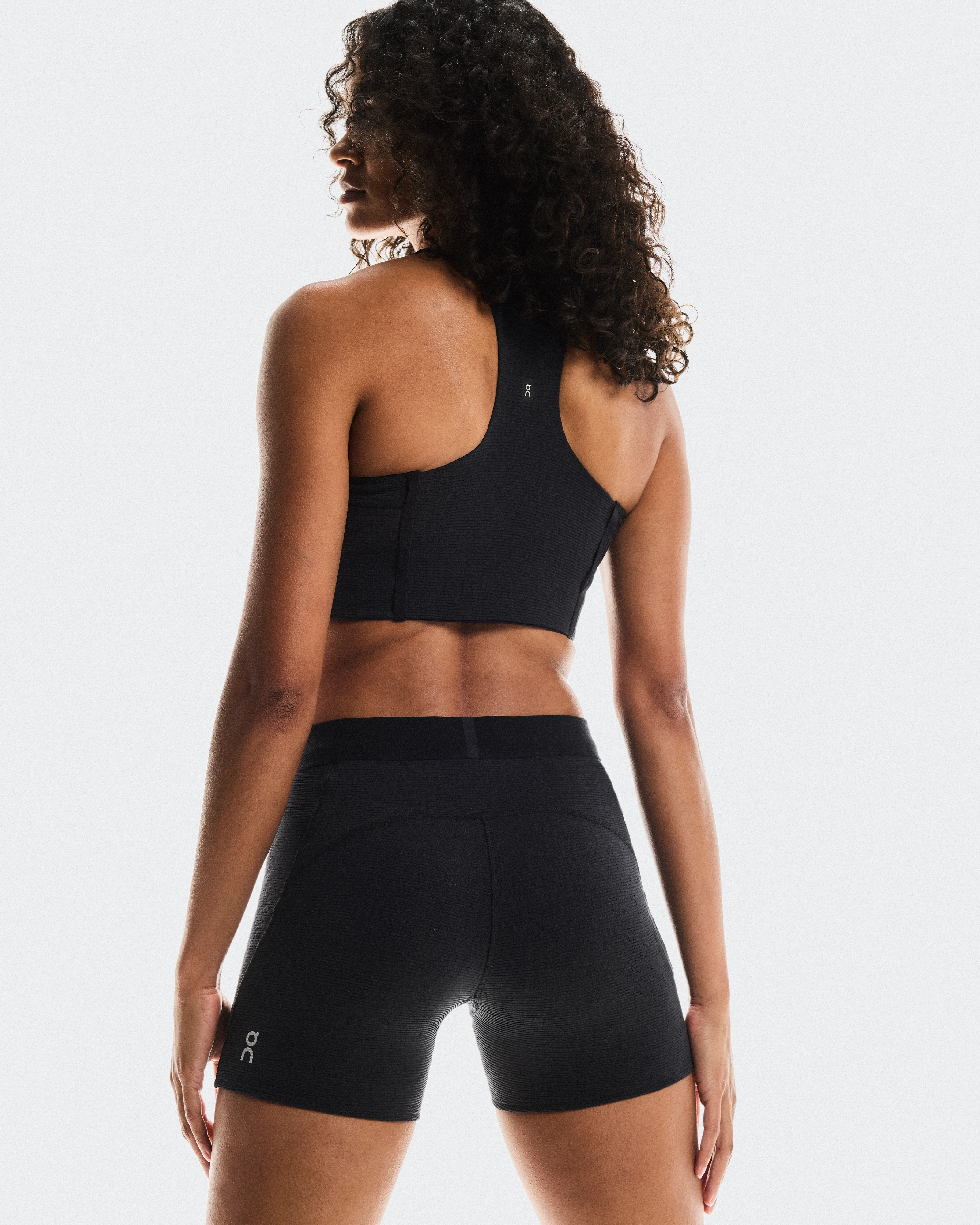 On Pace Tights Short Black Women Tights