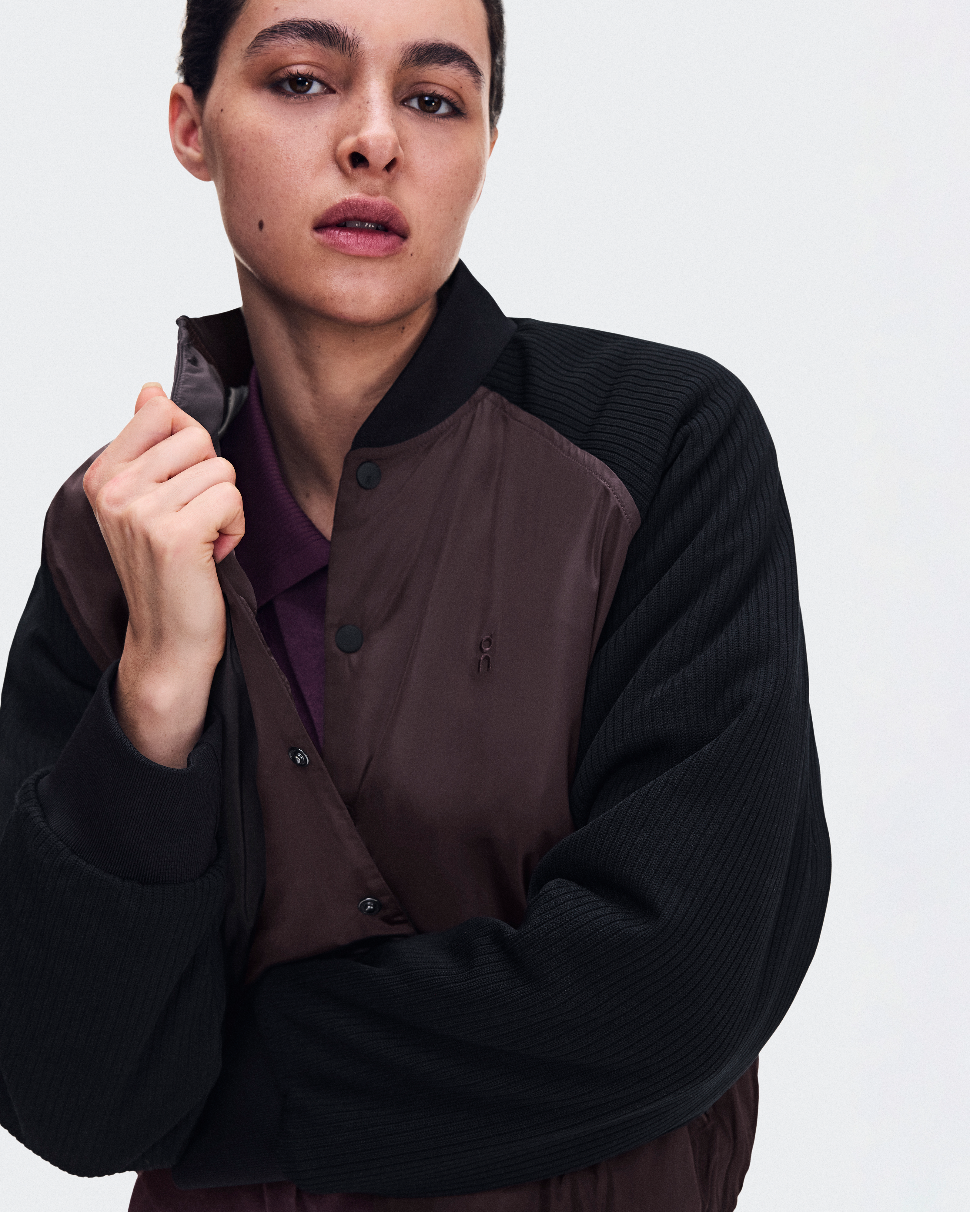 Courtside BomberWomen / Mulberry | Black / L