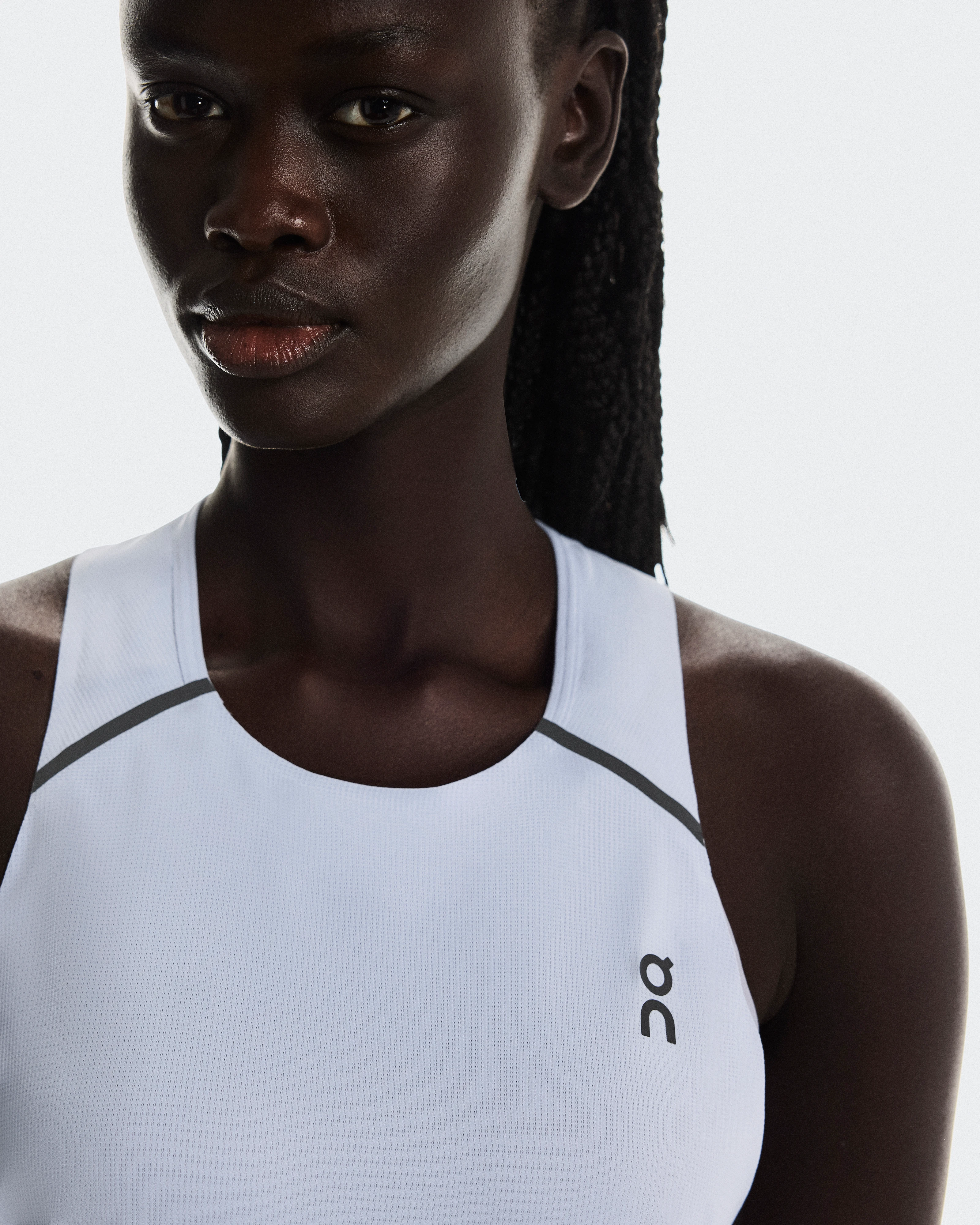 On Performance Tank Nimbus & Lilac Feminino Partes de cima e camisetas