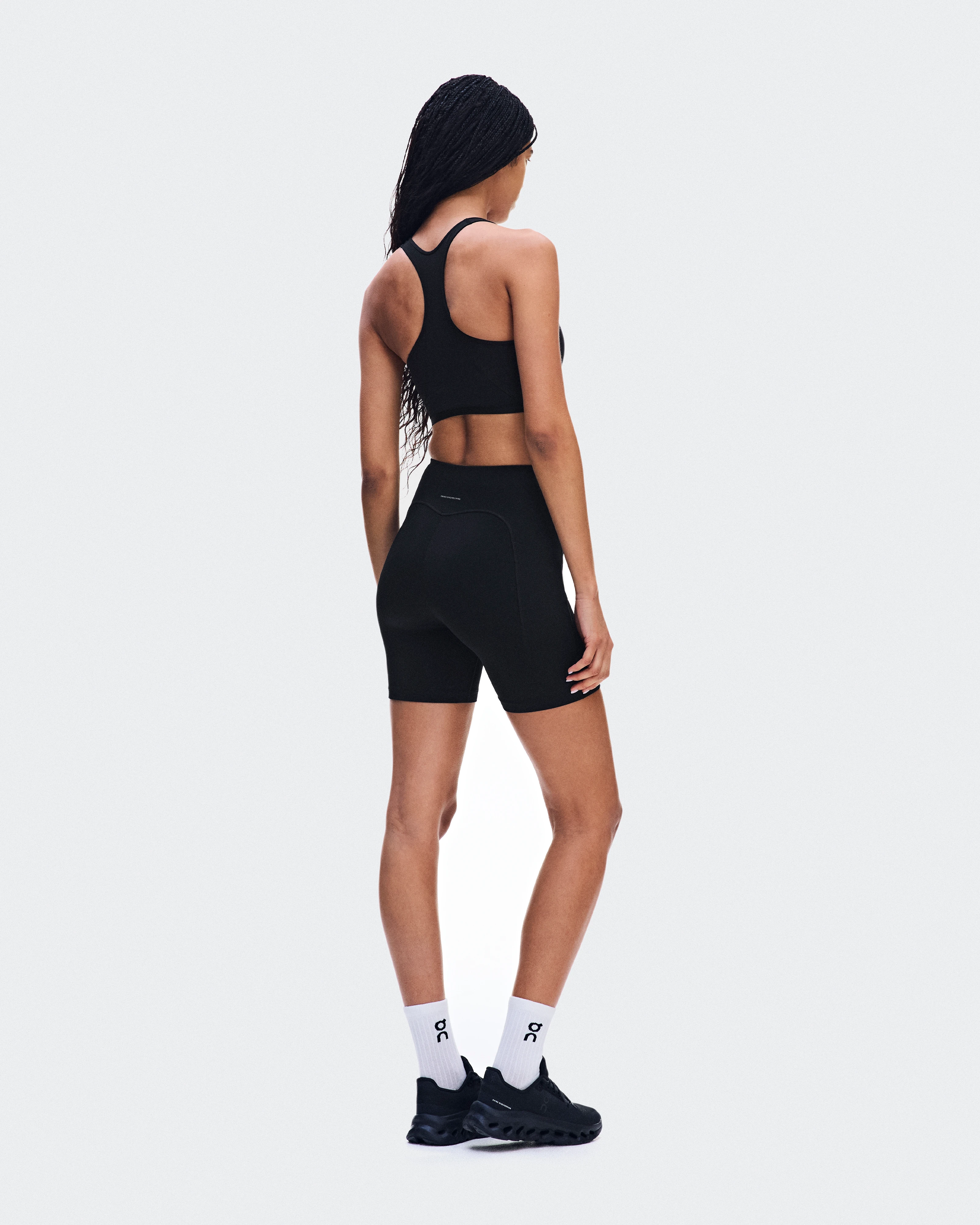 On Train Tights Short 6" Black Women Shorts